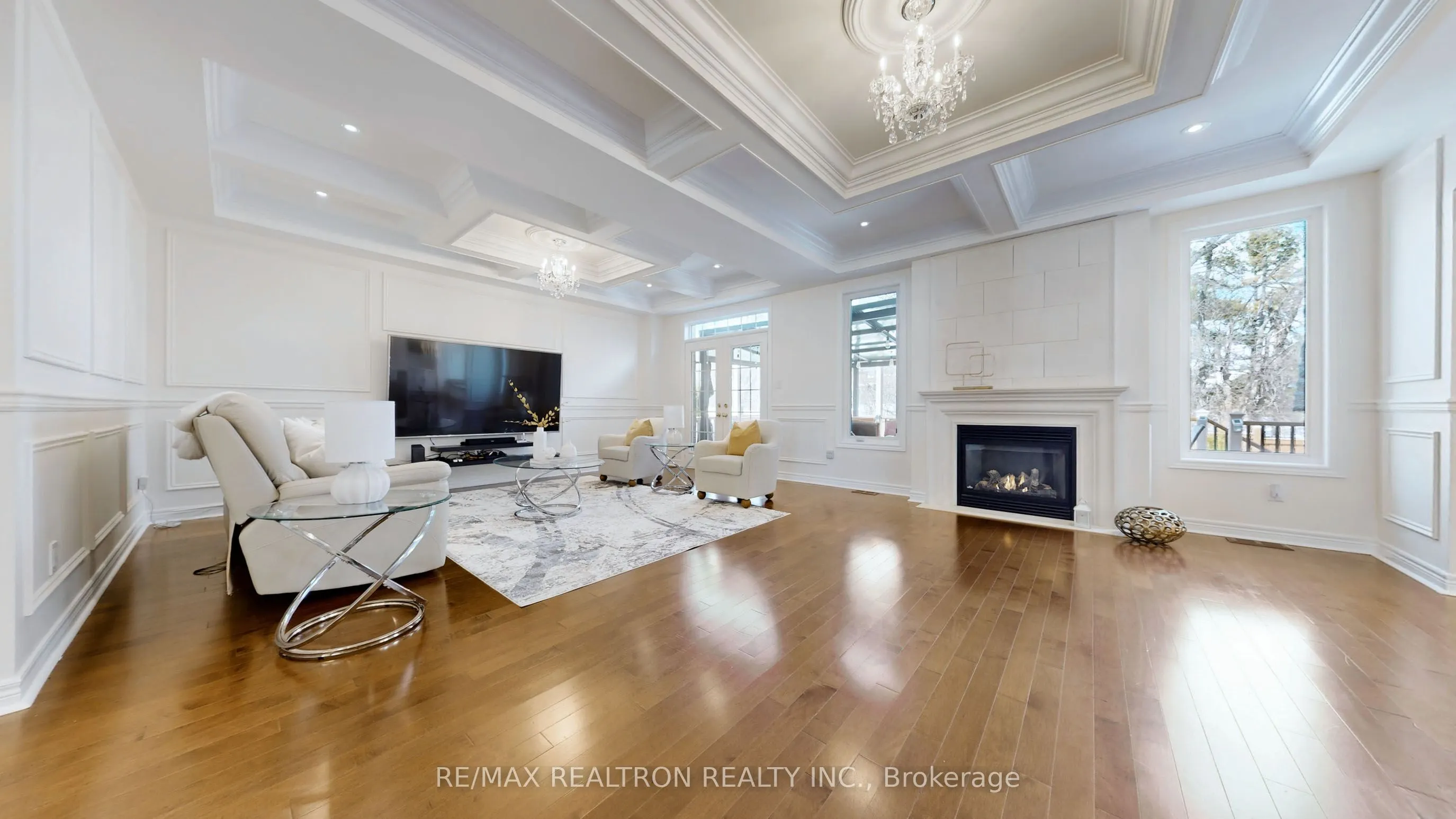 110 Greenforest Grove
