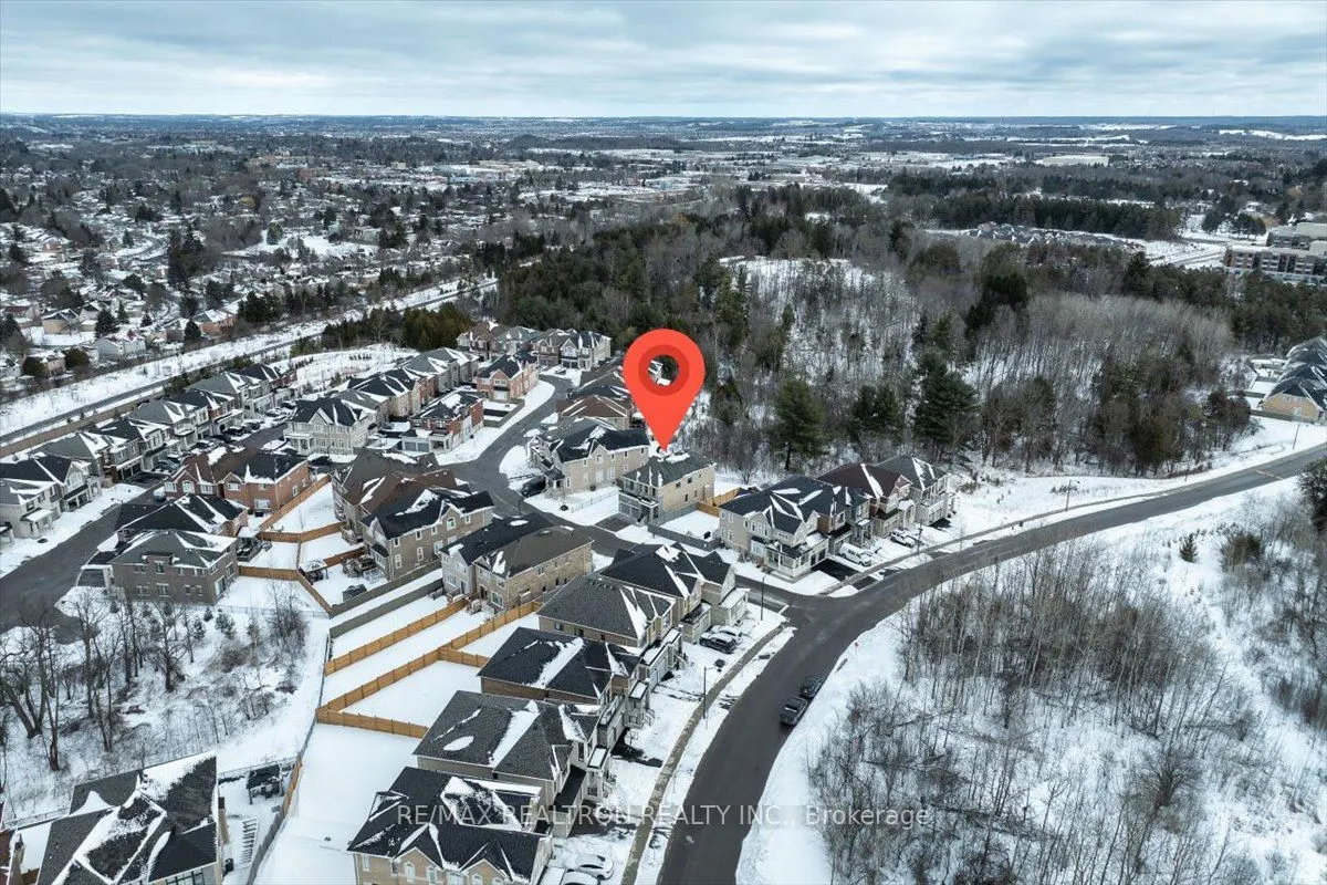 7 Maple Fields Circle