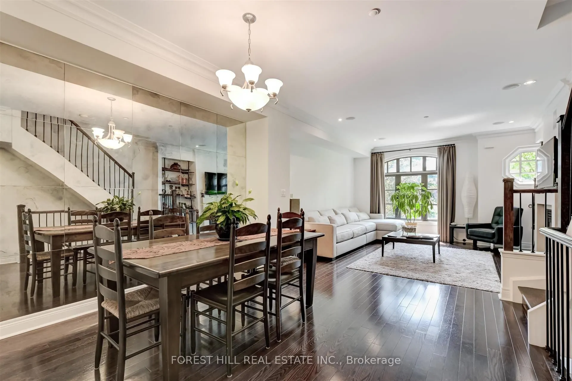 111 Powseland Crescent, #48