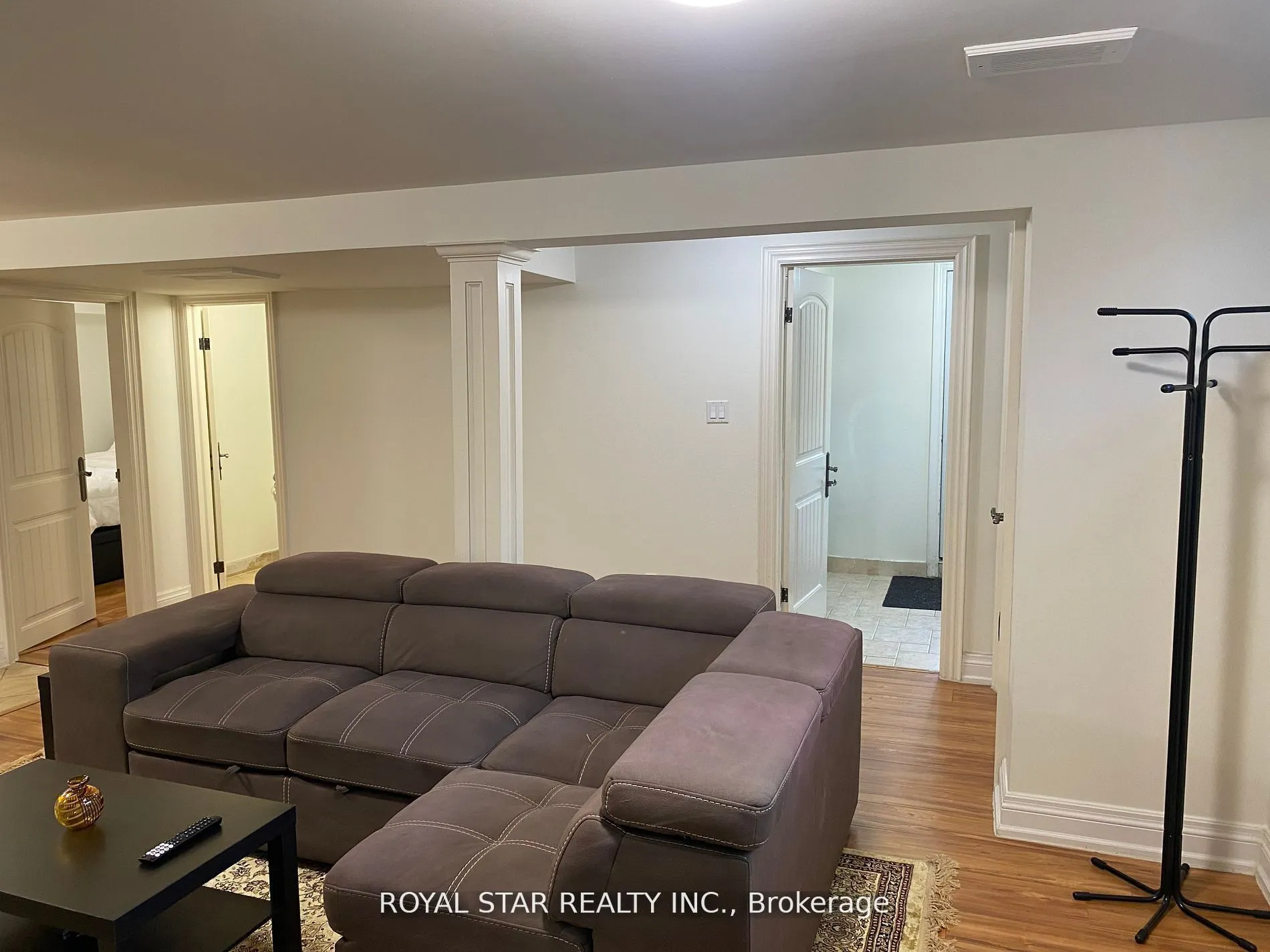 48 Sunnywood Crescent, #Bsmt