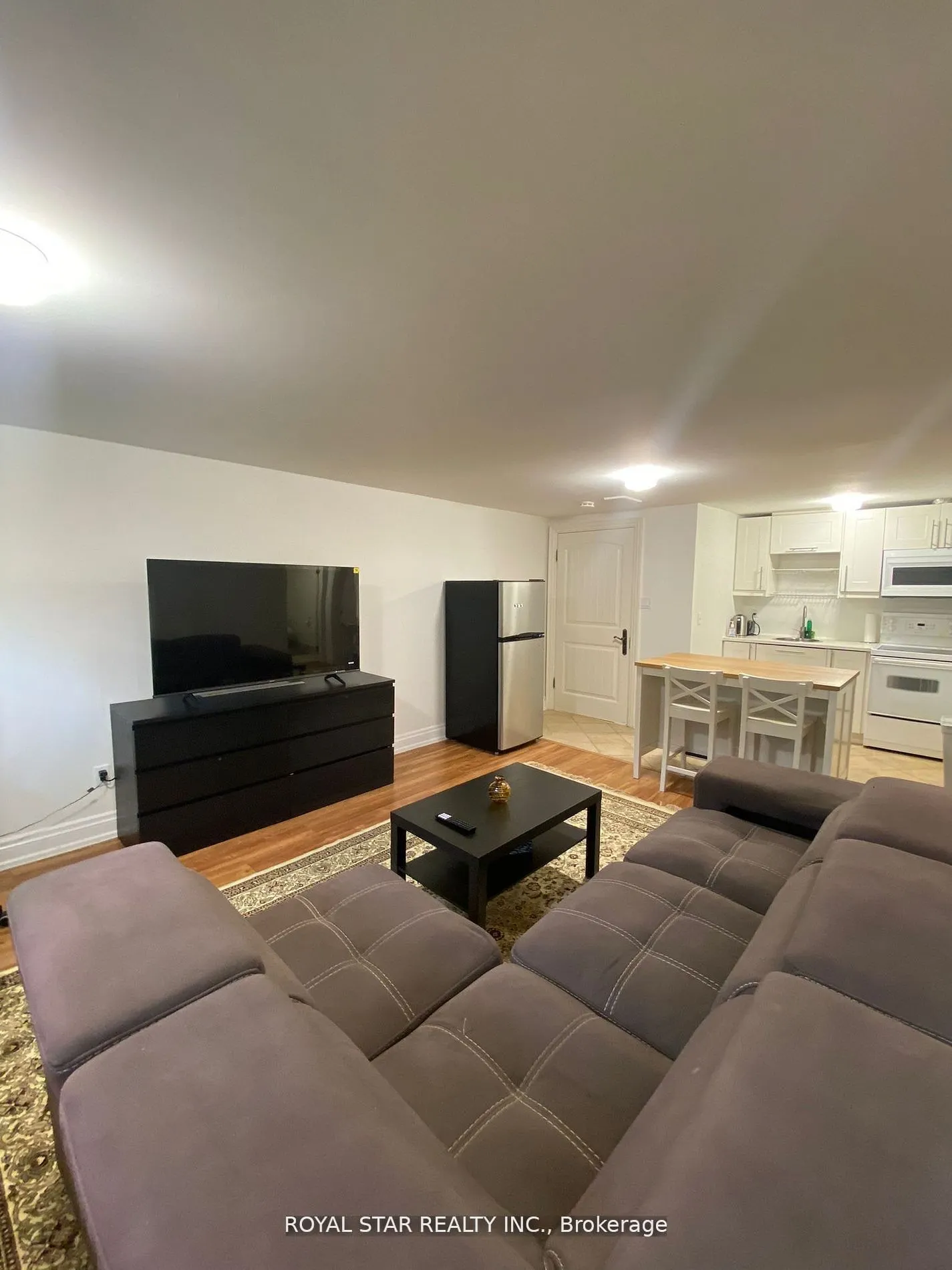48 Sunnywood Crescent, #Bsmt