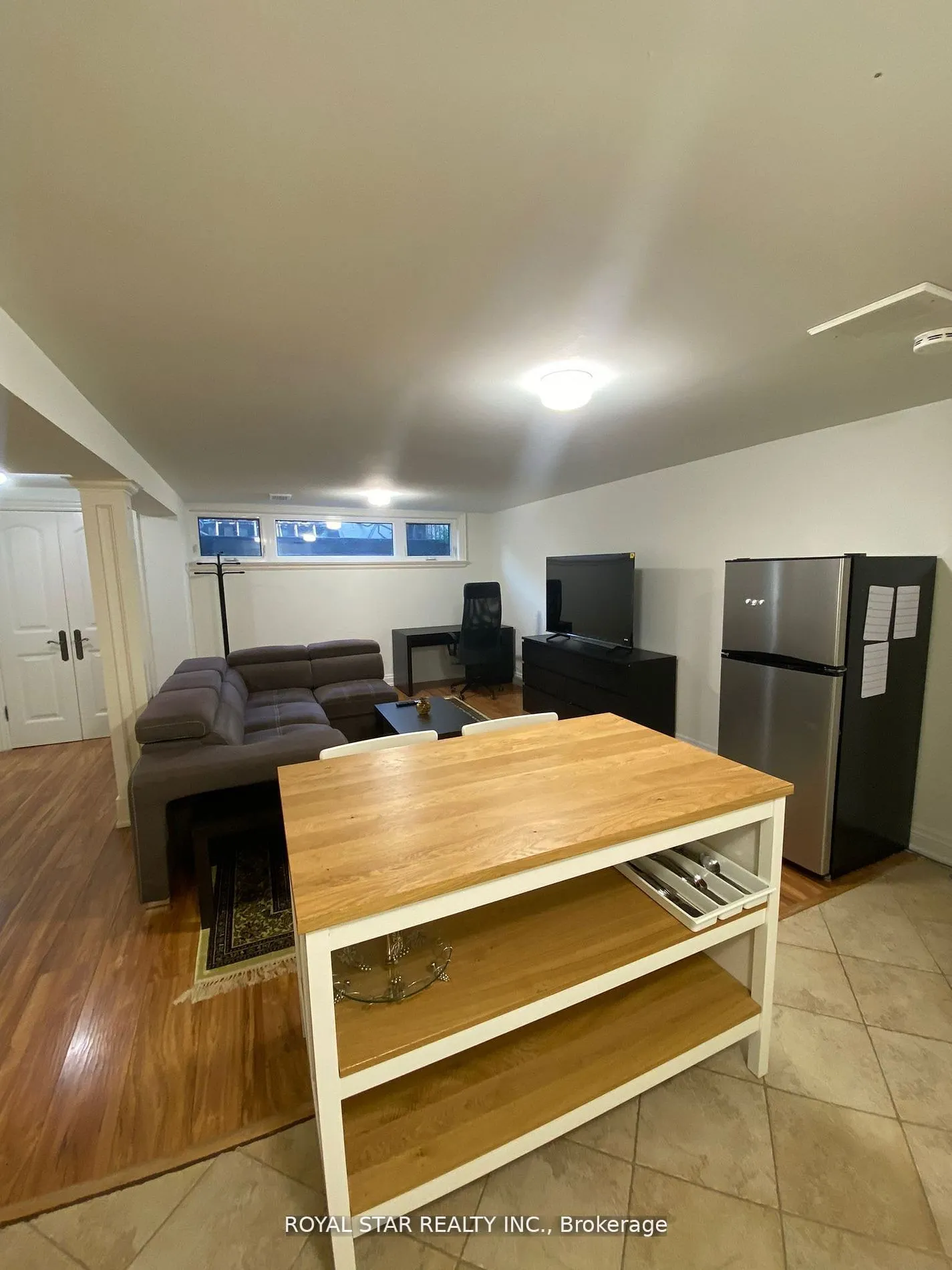 48 Sunnywood Crescent, #Bsmt