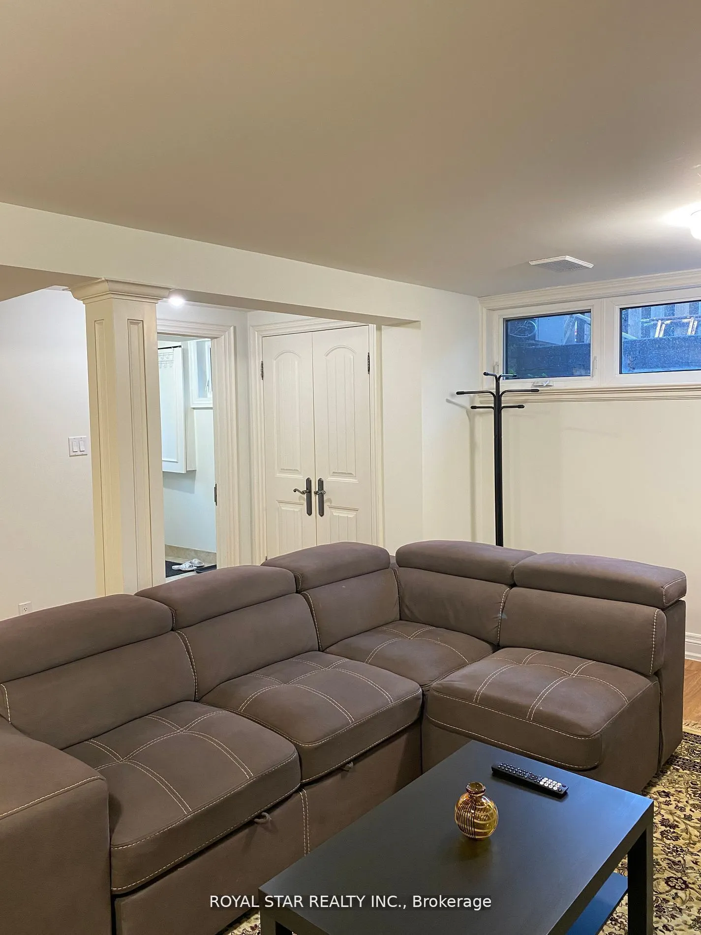 48 Sunnywood Crescent, #Bsmt