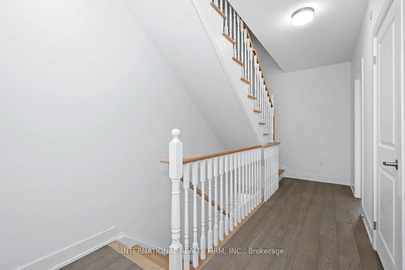 1 Hartman Avenue #5