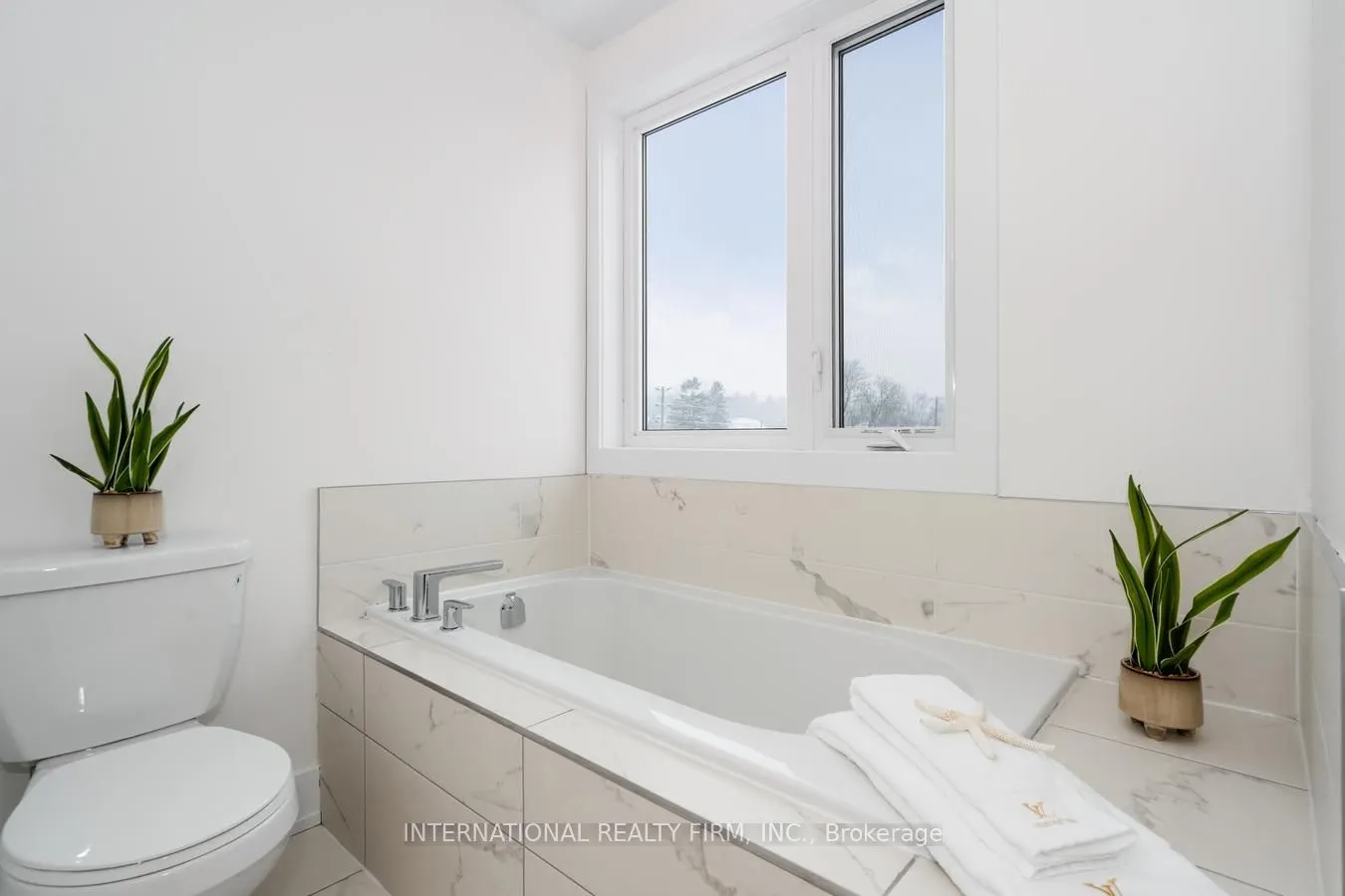 1 Hartman Avenue #5