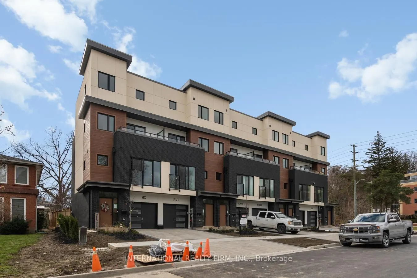 1 Hartman Avenue #5