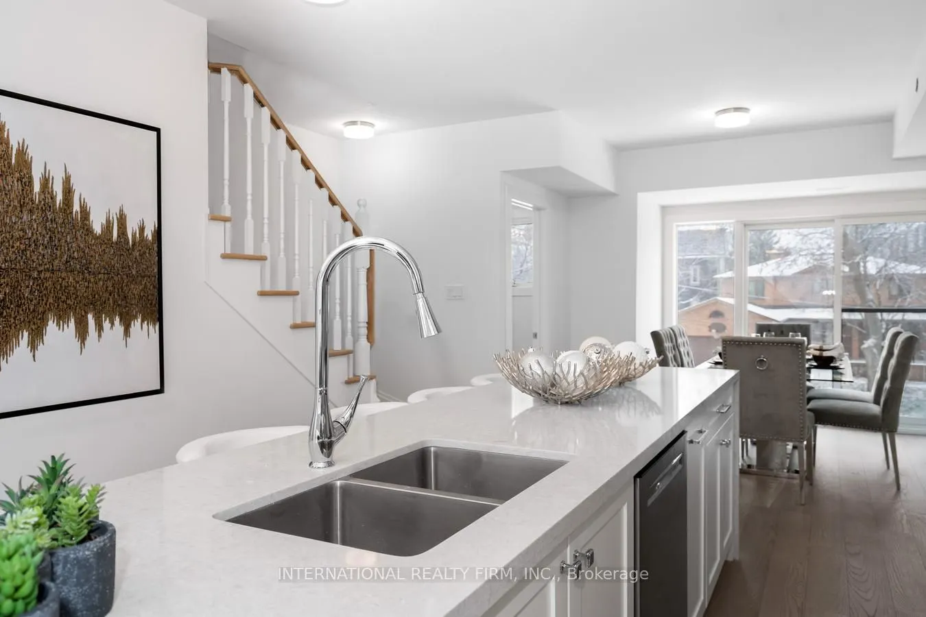 1 Hartman Avenue #5