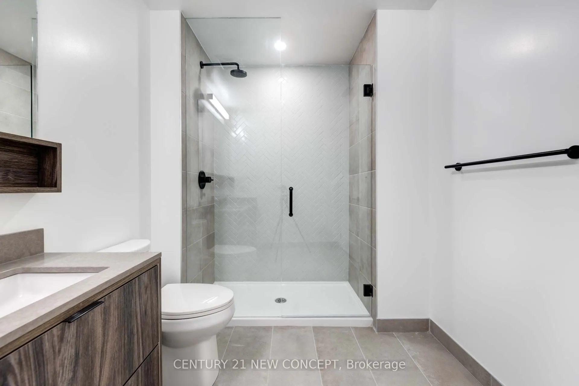 8888 Yonge Street, #226