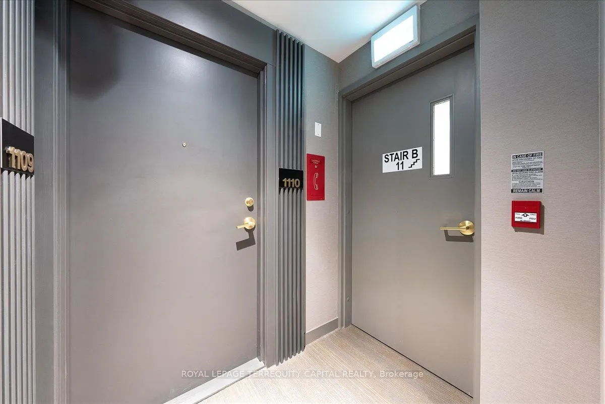 950 Portage Parkway, #1110