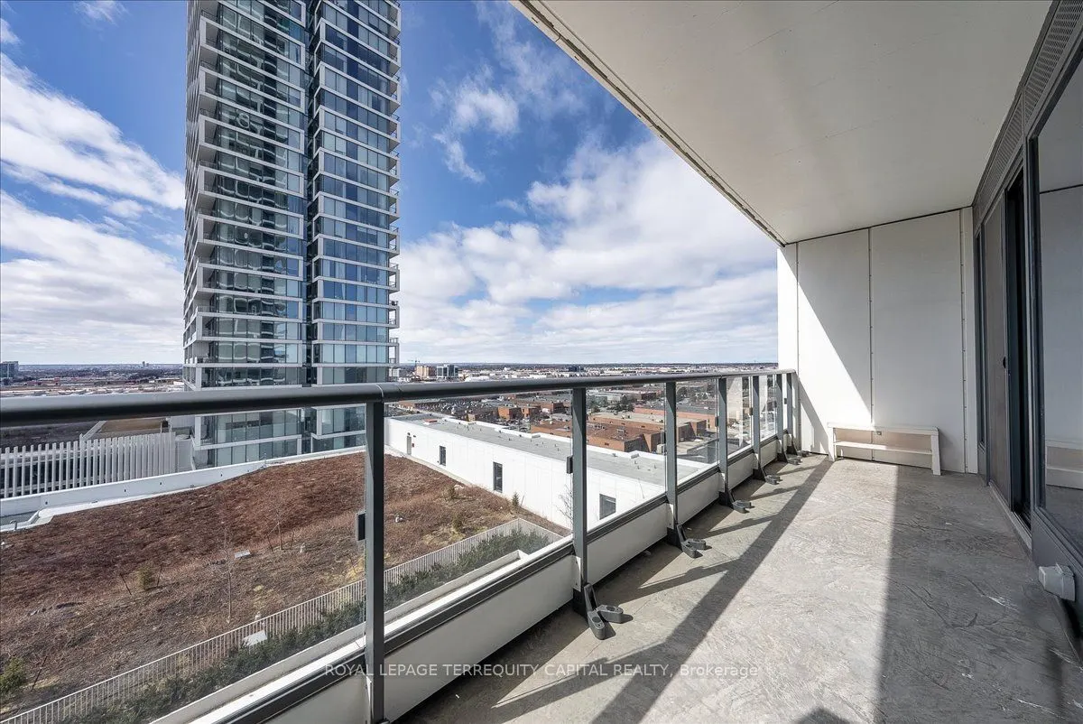 950 Portage Parkway, #1110