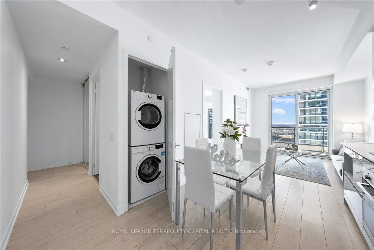 950 Portage Parkway, #1110