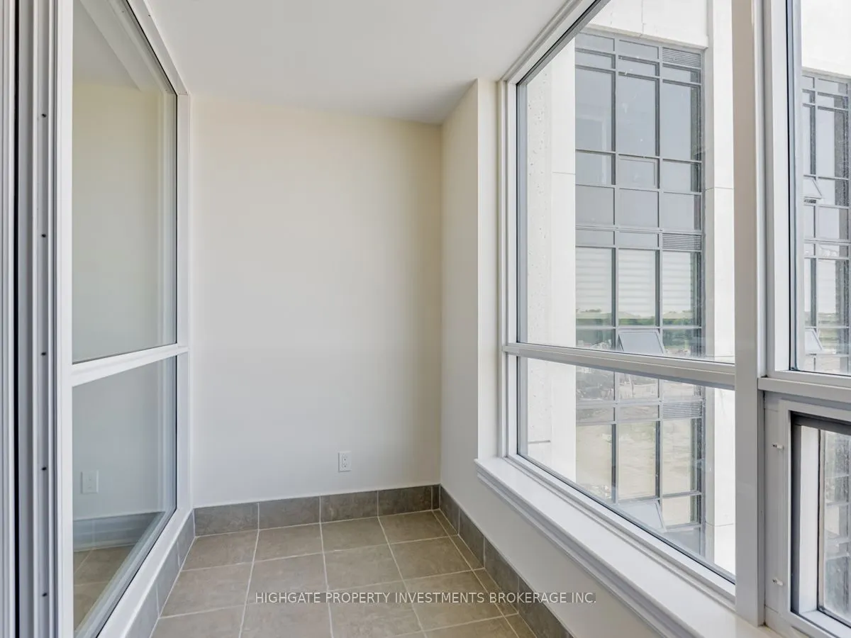 9085 Jane Street, #501