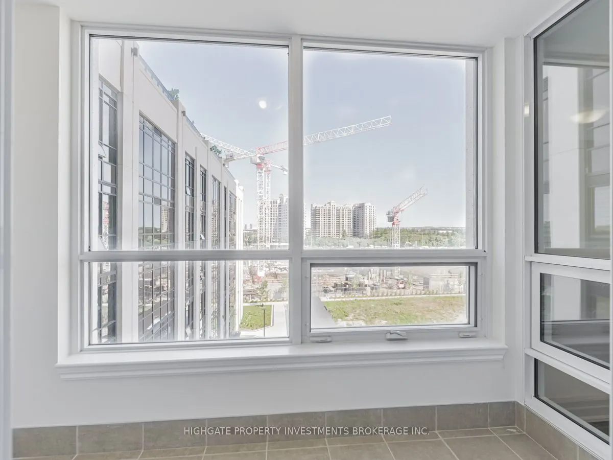 9085 Jane Street, #501