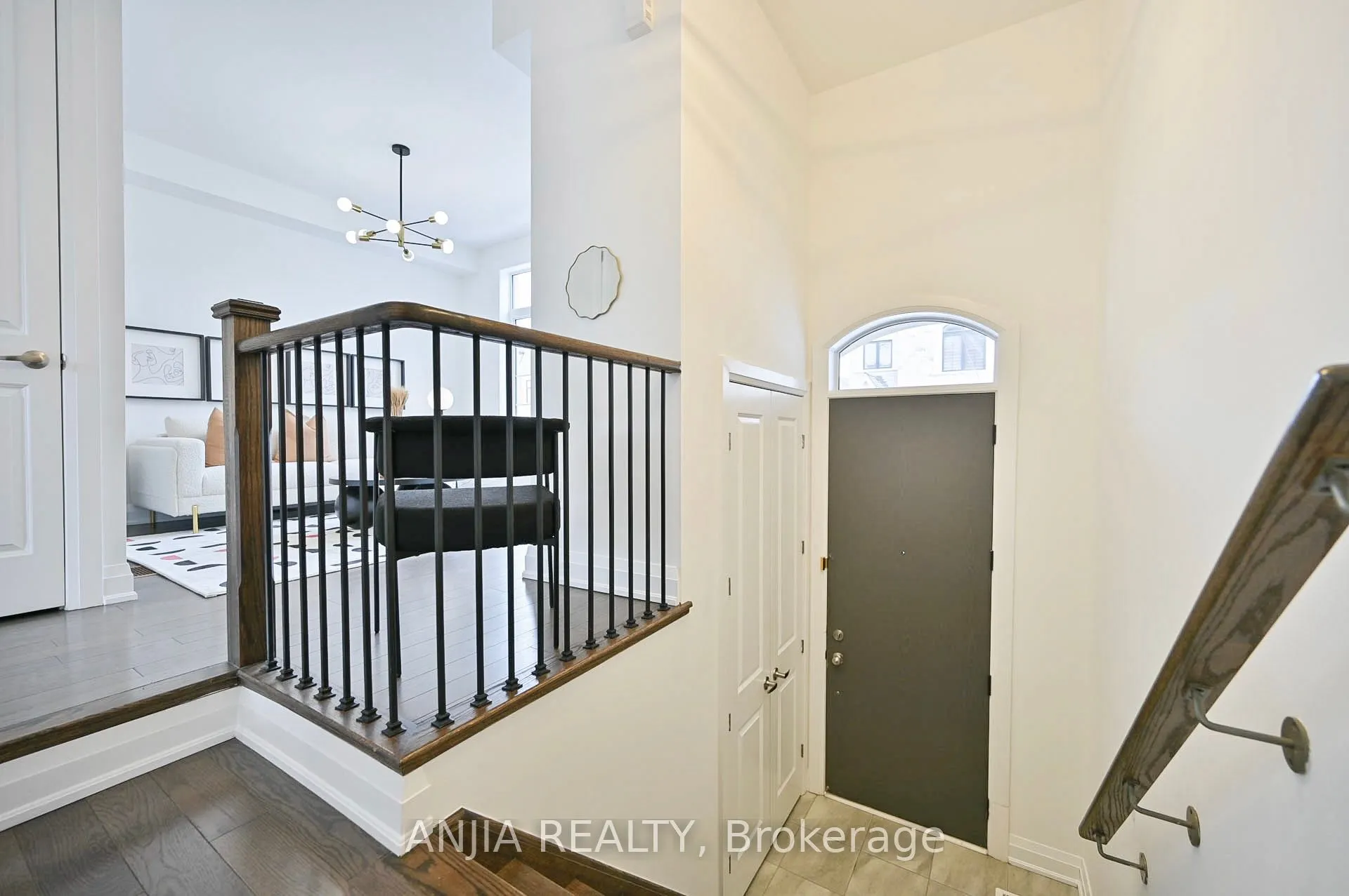 64 Duncombe Lane