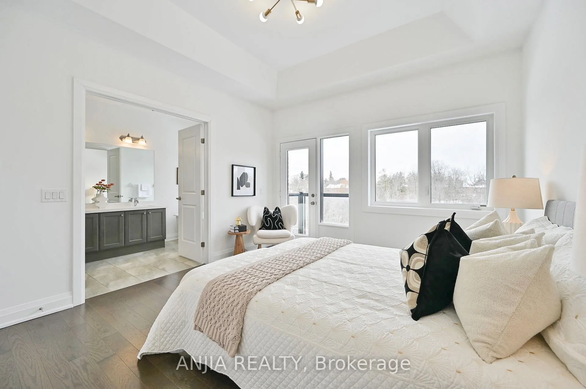 64 Duncombe Lane
