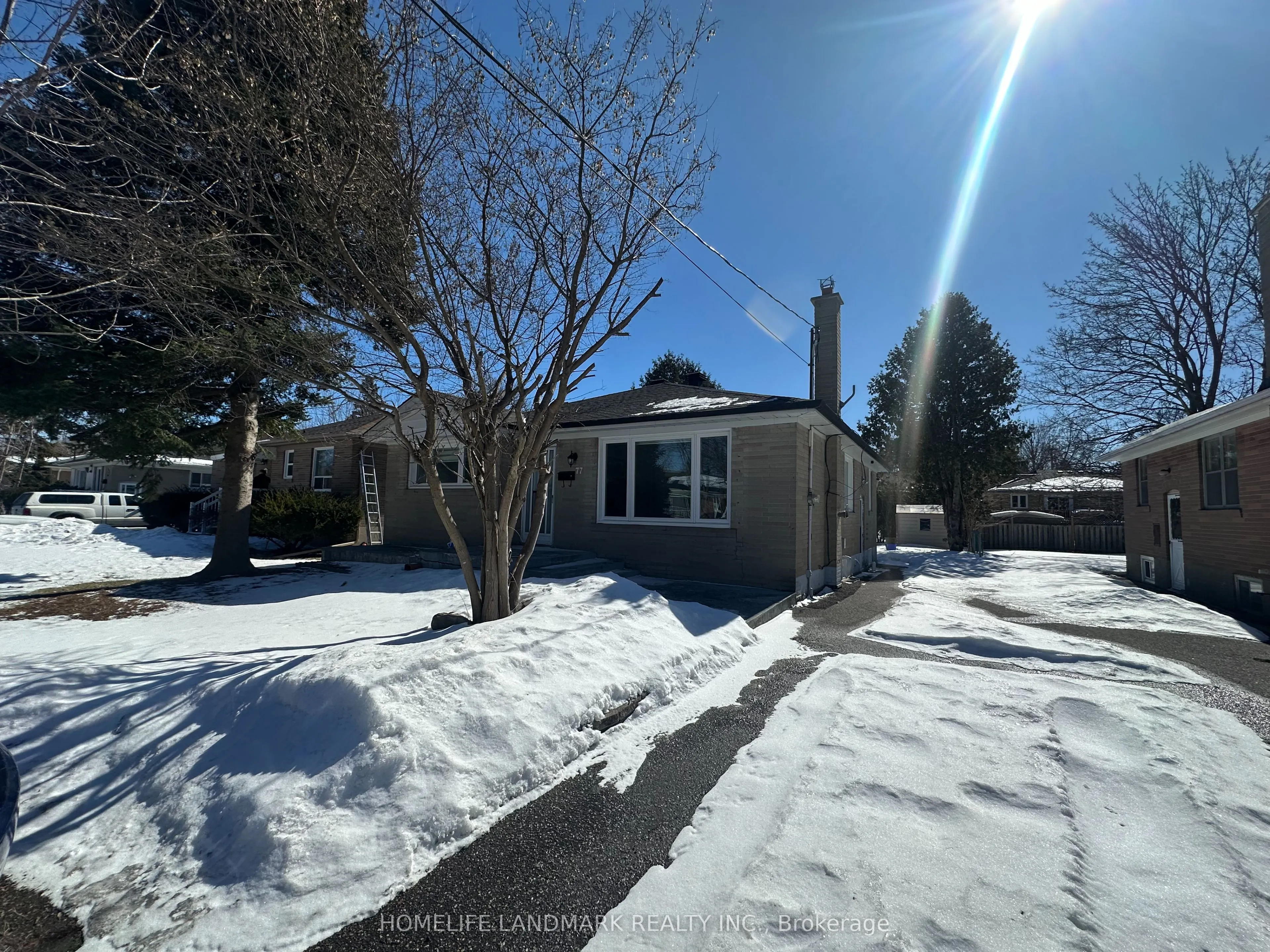Main Floor-77 Cartier Crescent
