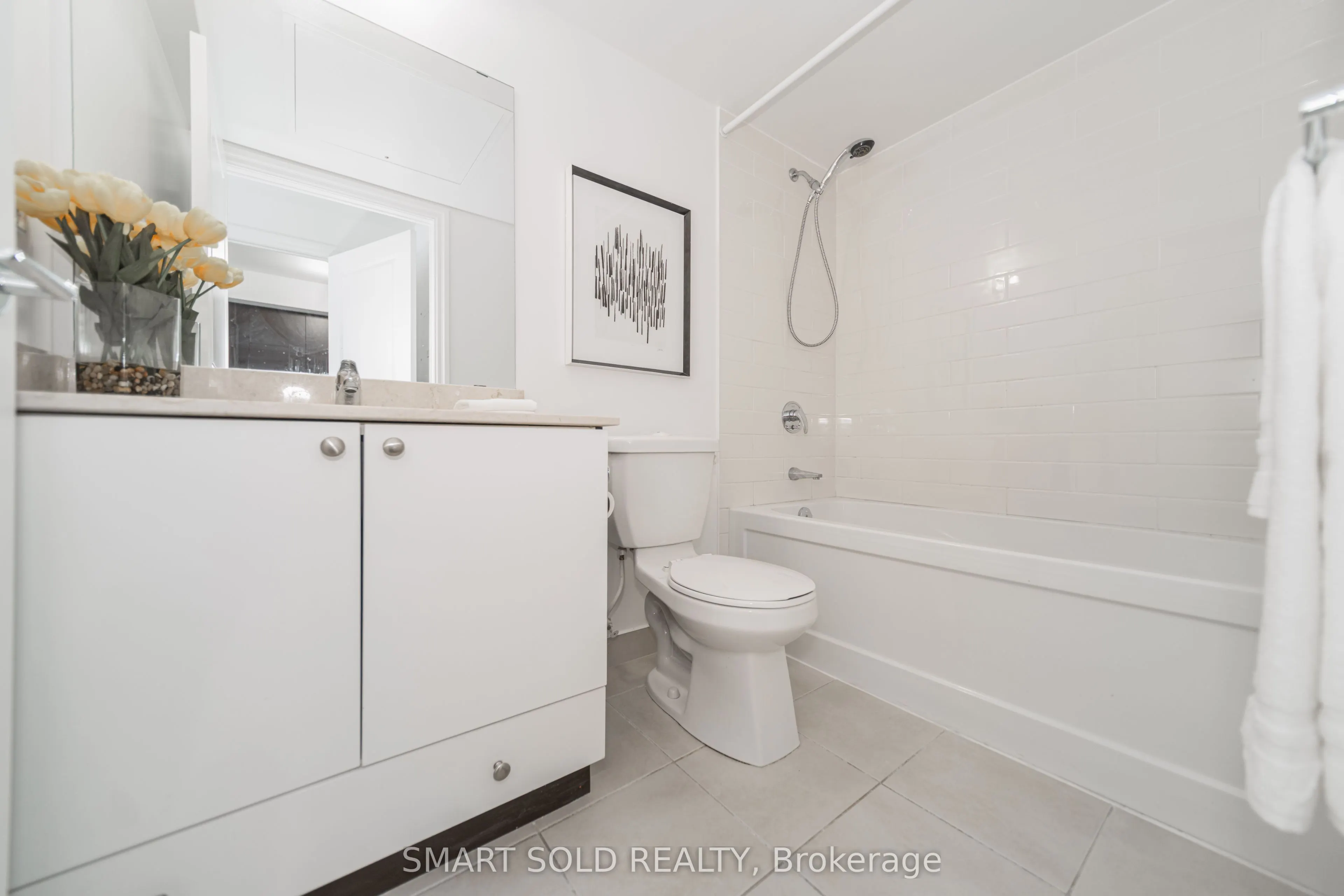 8110 Birchmount Road, #813