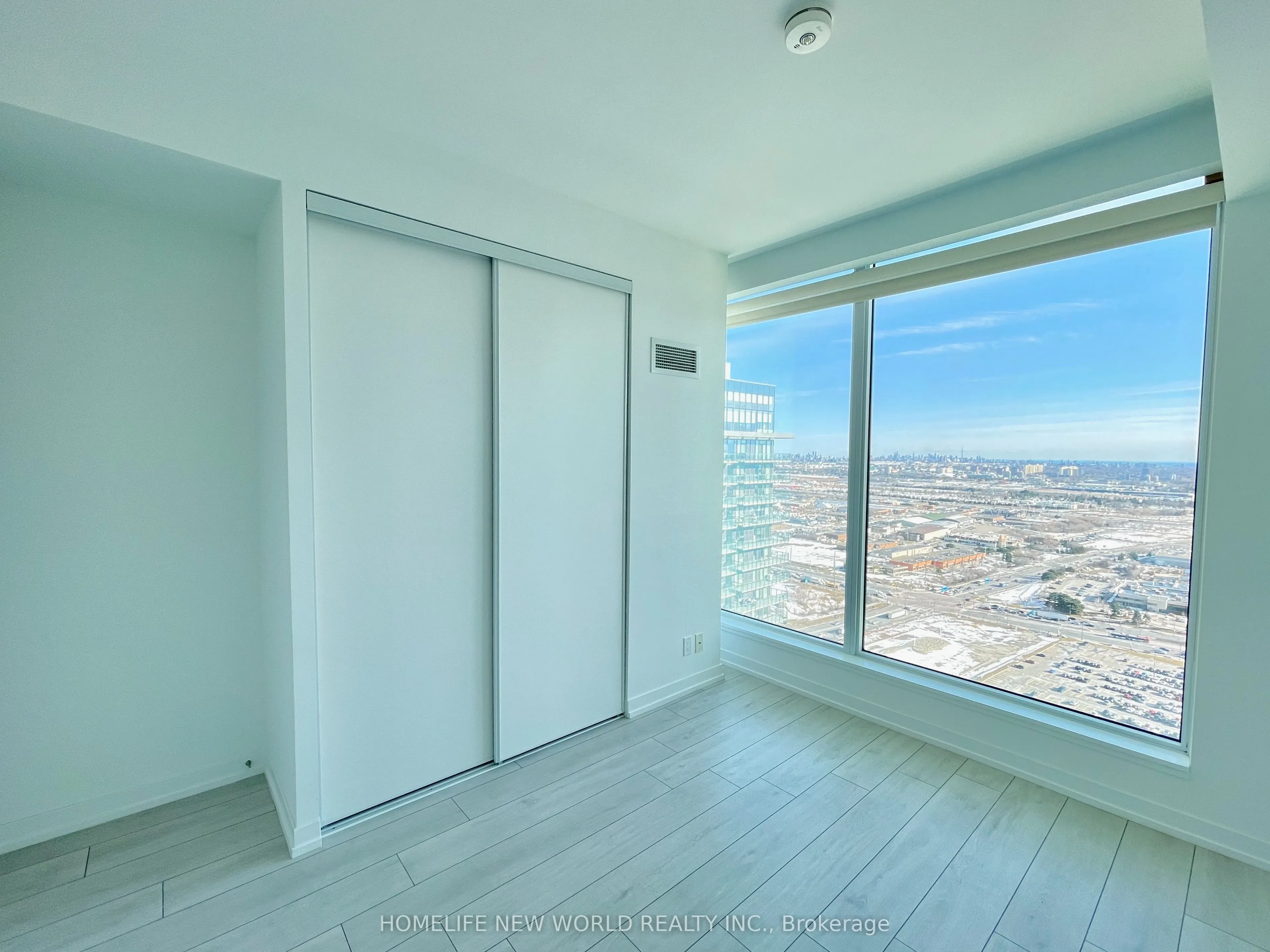 950 Portage Parkway, #4006