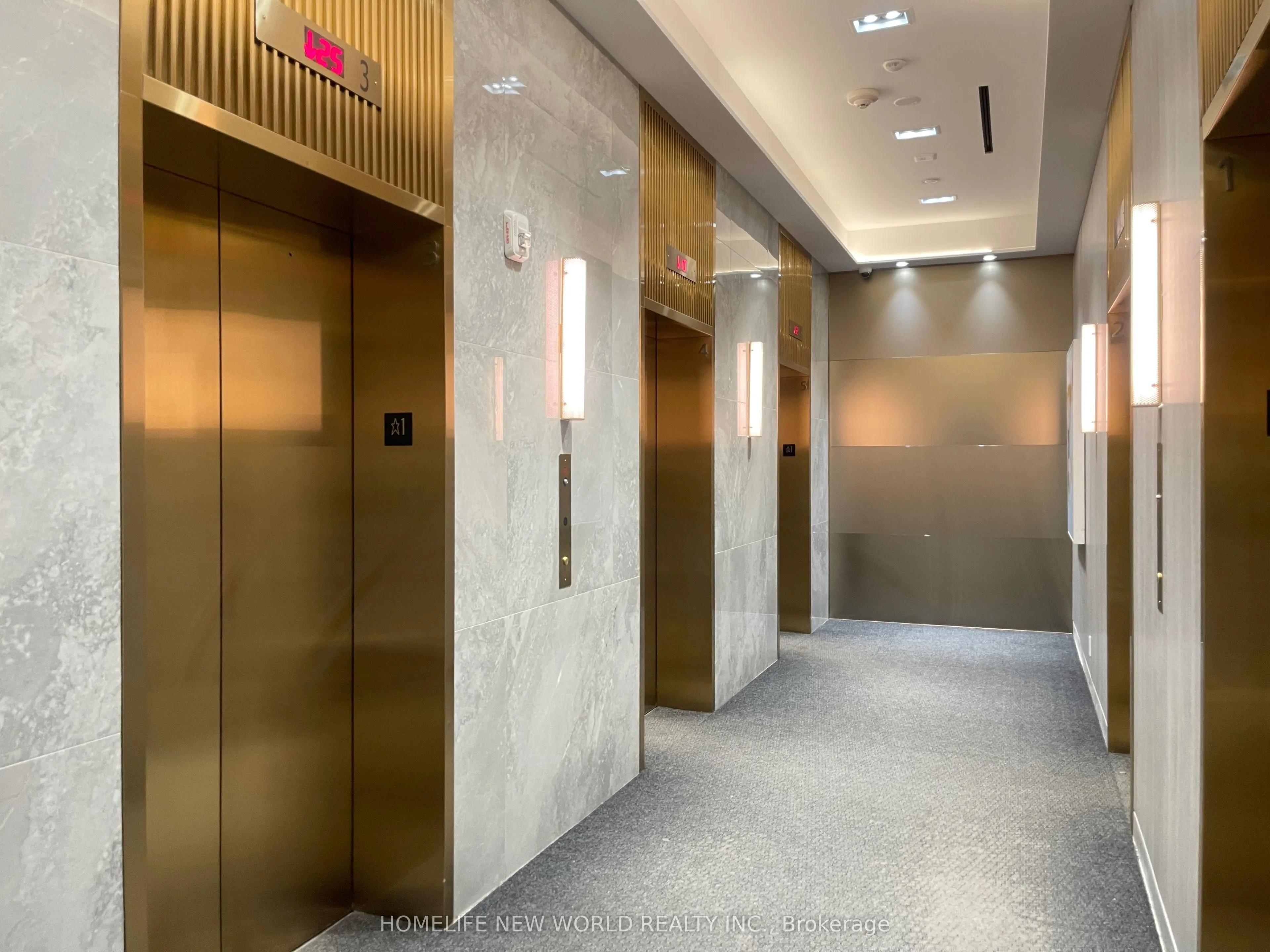950 Portage Parkway, #4006