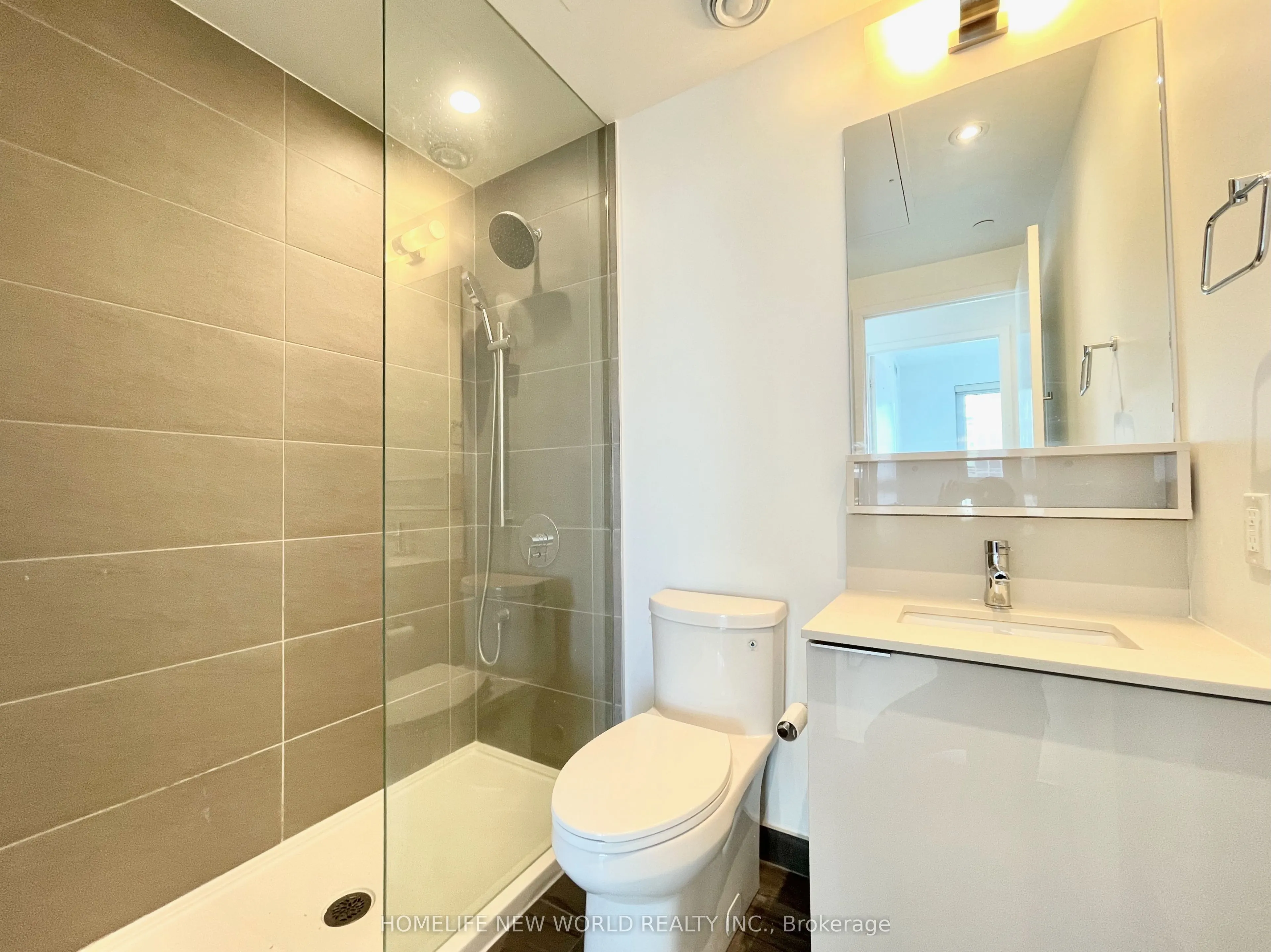 950 Portage Parkway, #4006