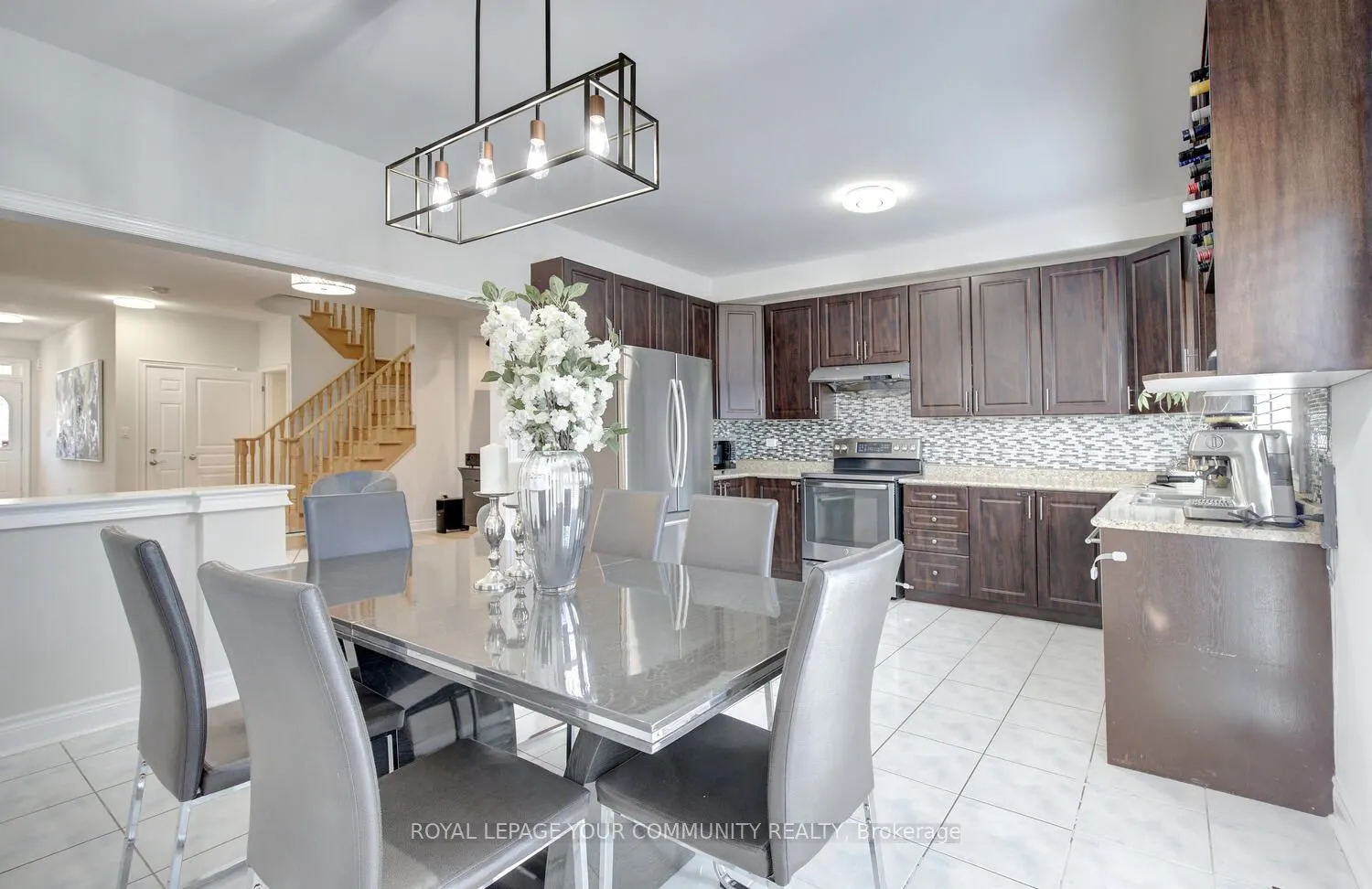 164 Chayna Crescent