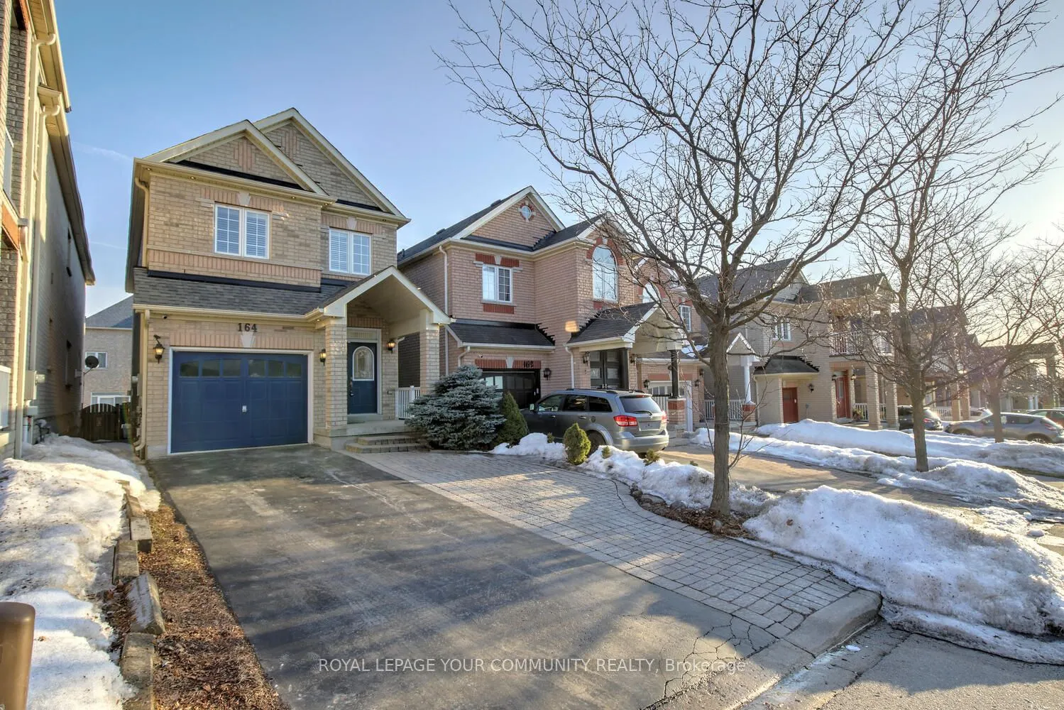 164 Chayna Crescent
