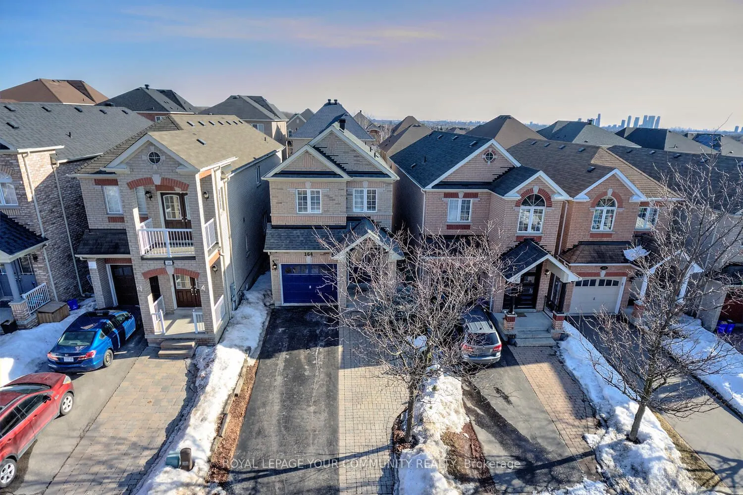 164 Chayna Crescent