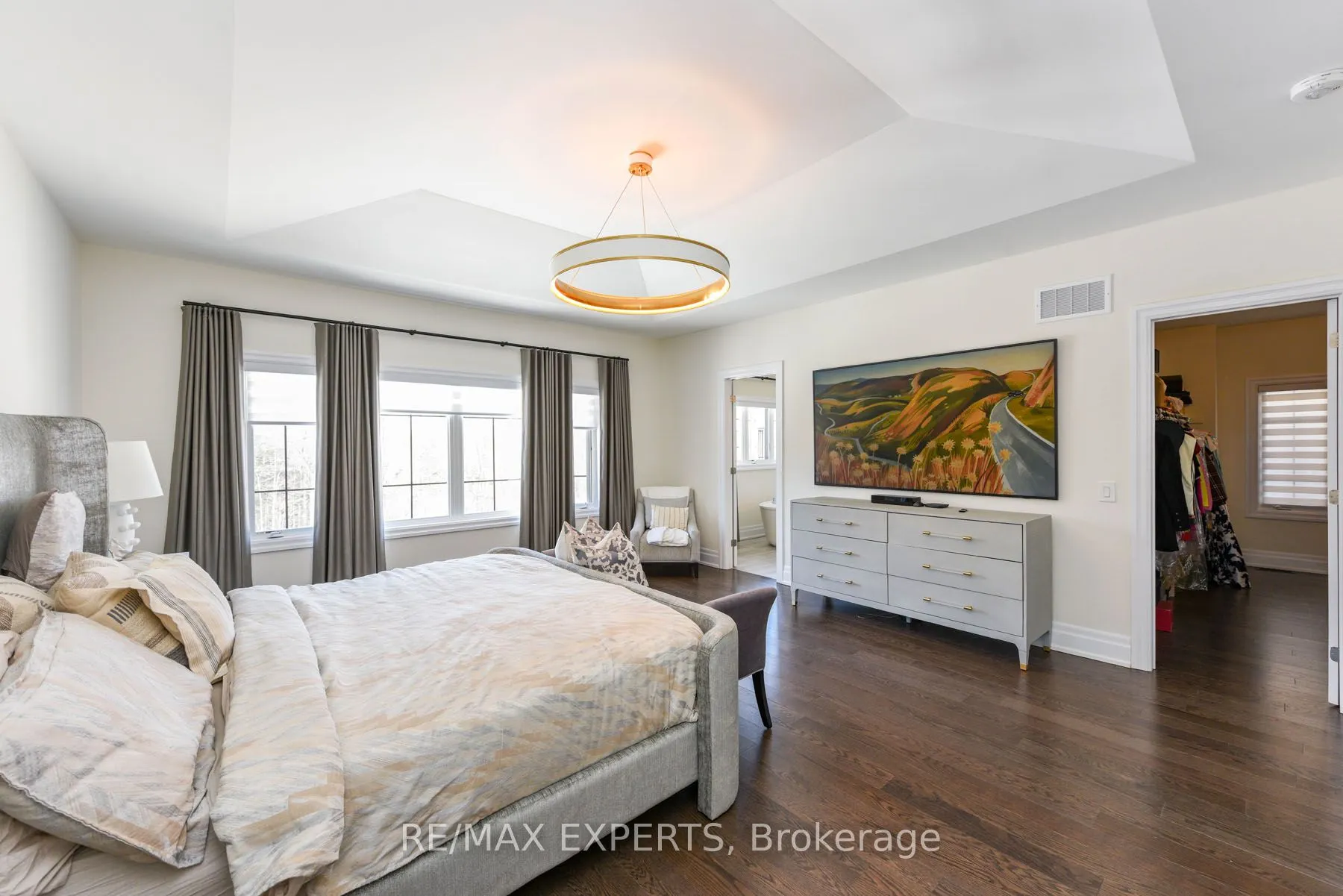 30 Enclave Court NW