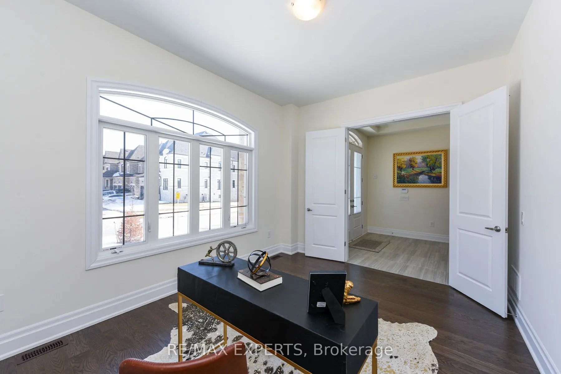30 Enclave Court NW