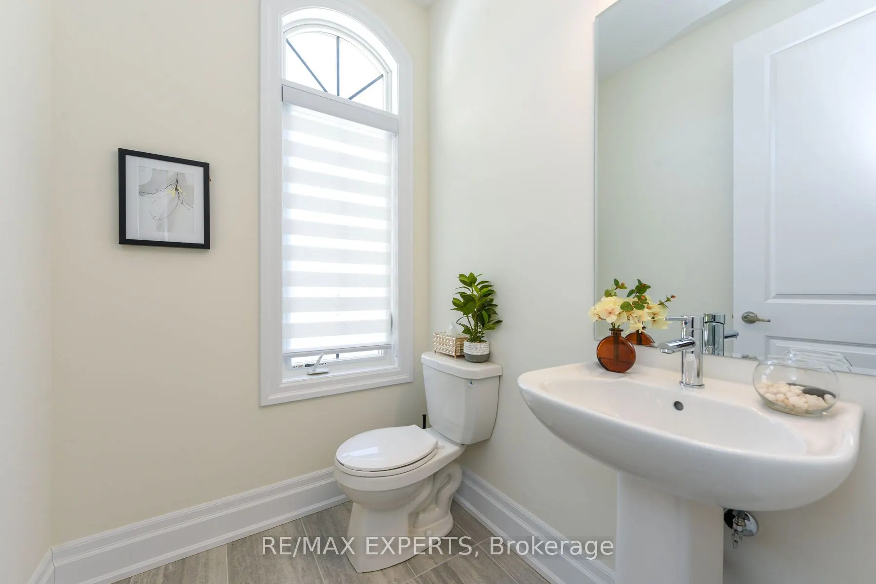 30 Enclave Court NW