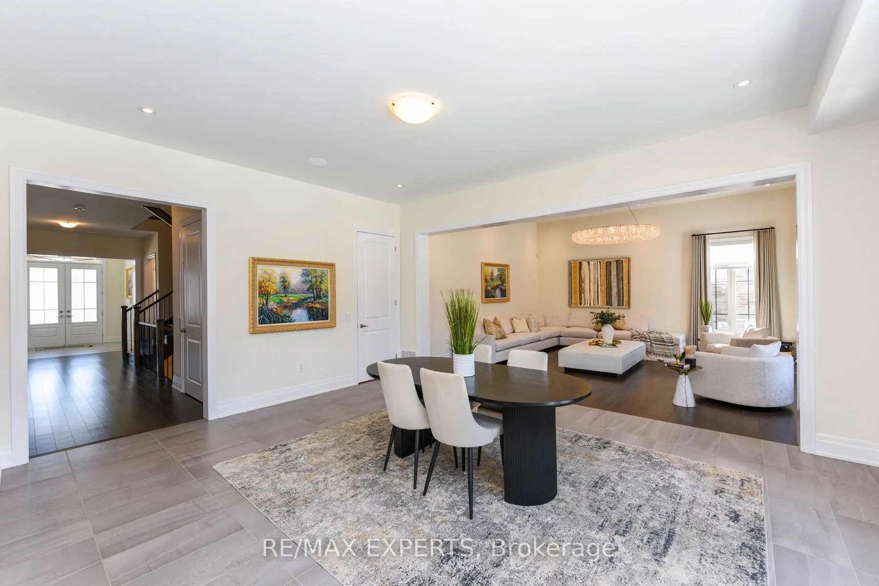 30 Enclave Court NW