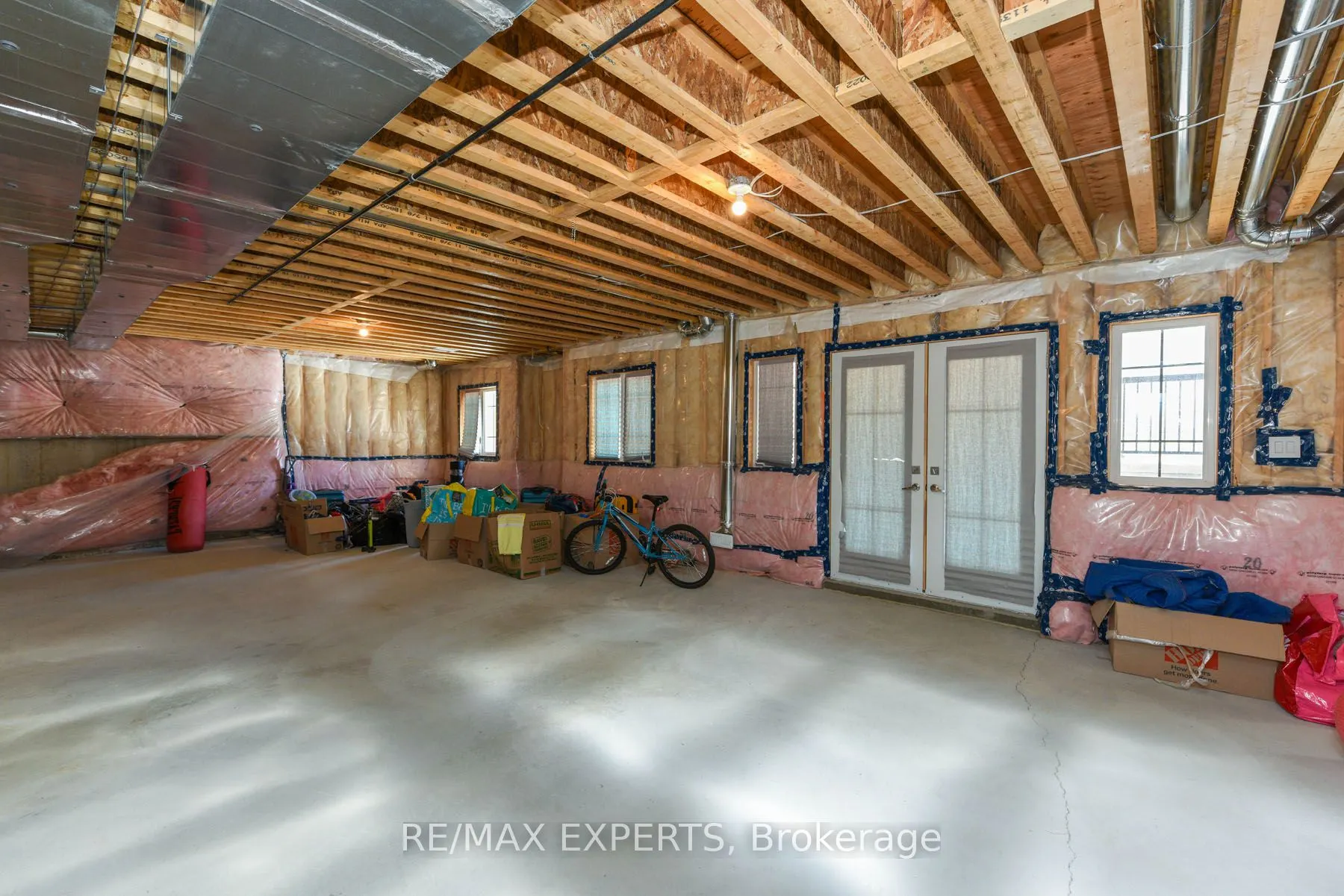 30 Enclave Court NW