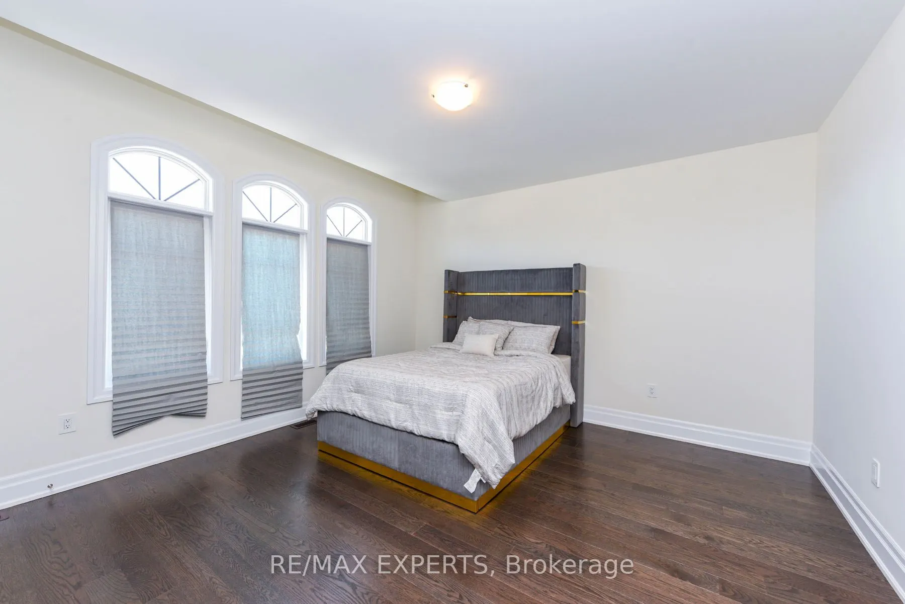 30 Enclave Court NW