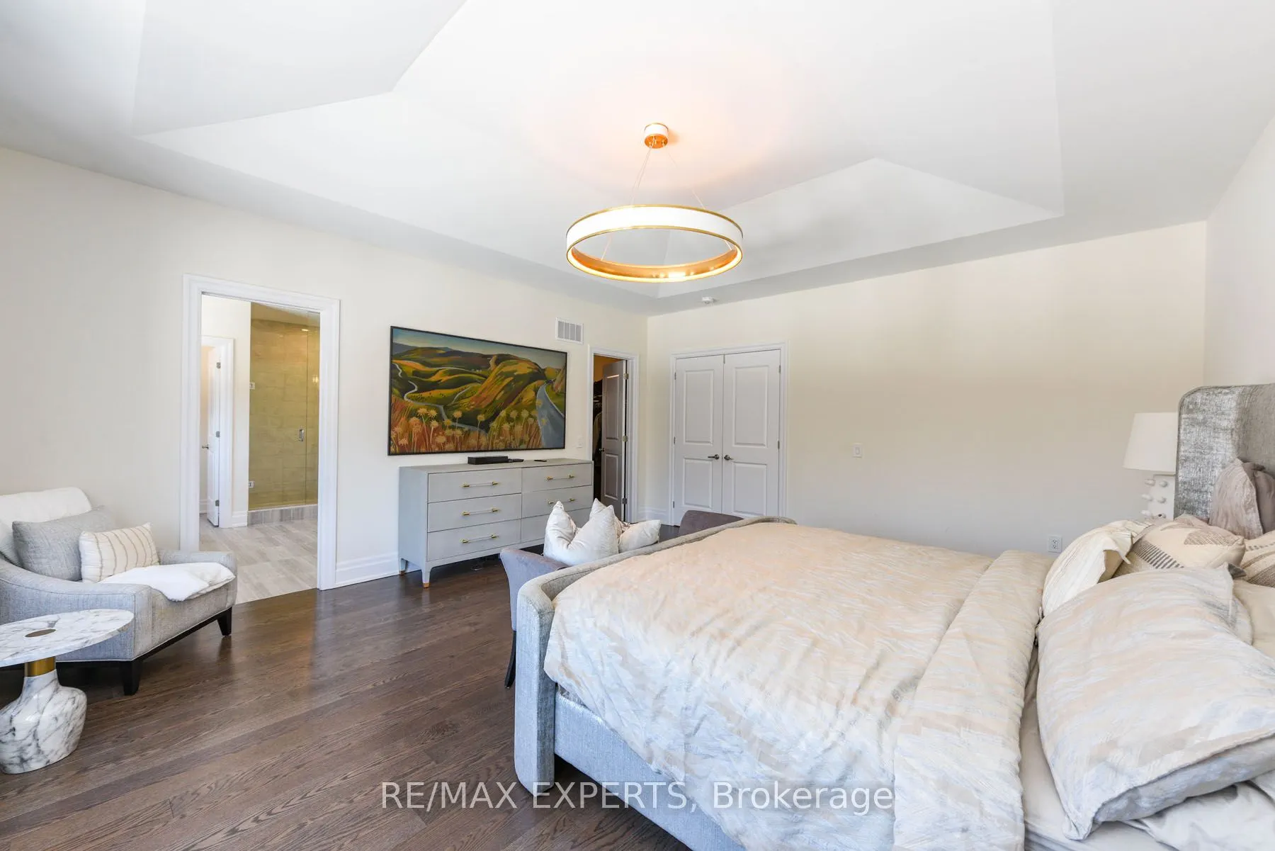 30 Enclave Court NW
