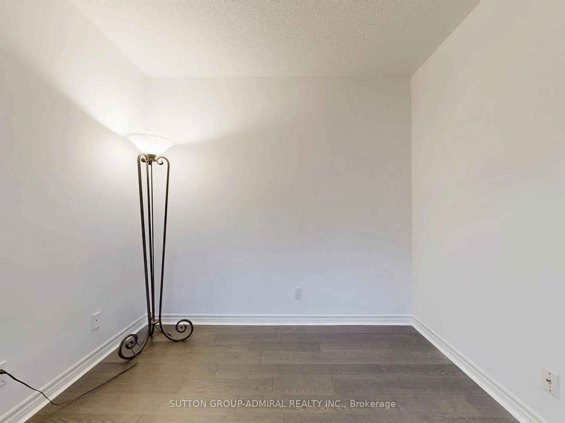 88 Promenade Circle, #409