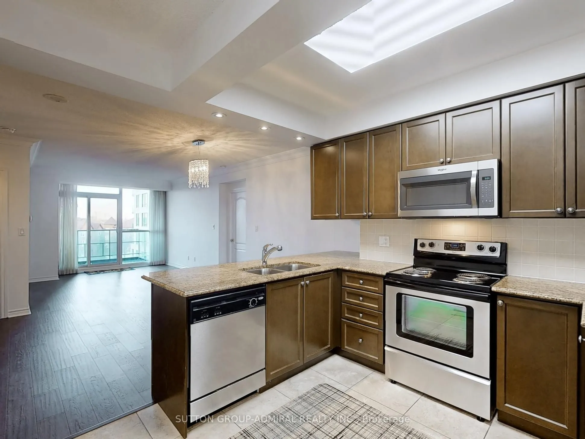 88 Promenade Circle, #409