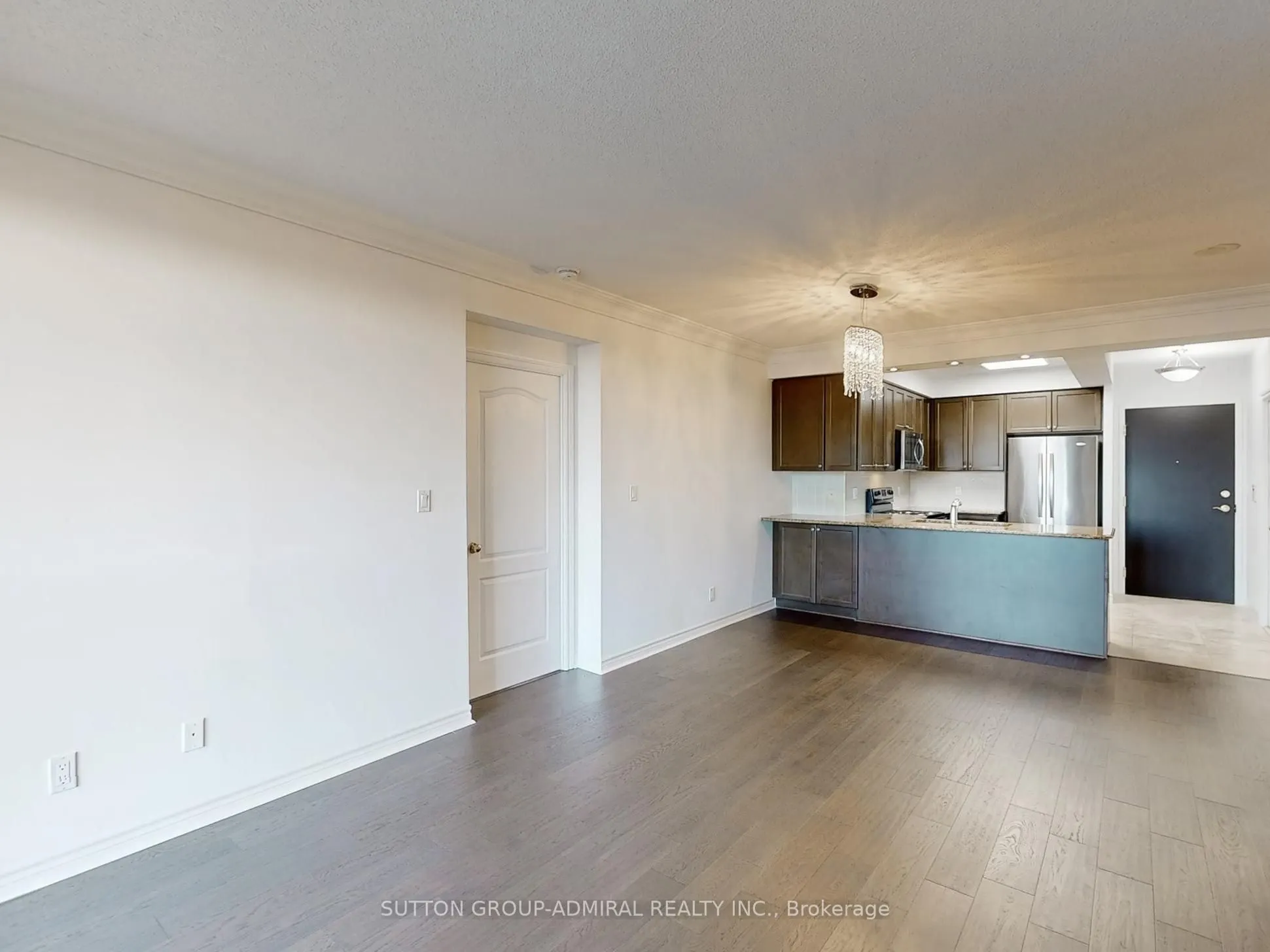88 Promenade Circle, #409
