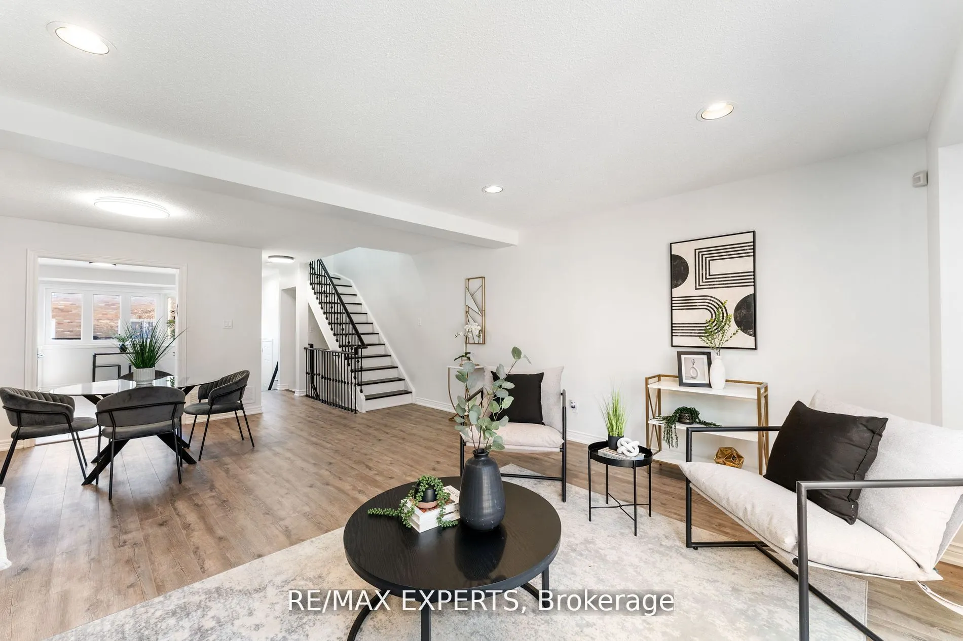 20 William Farr Lane, #10