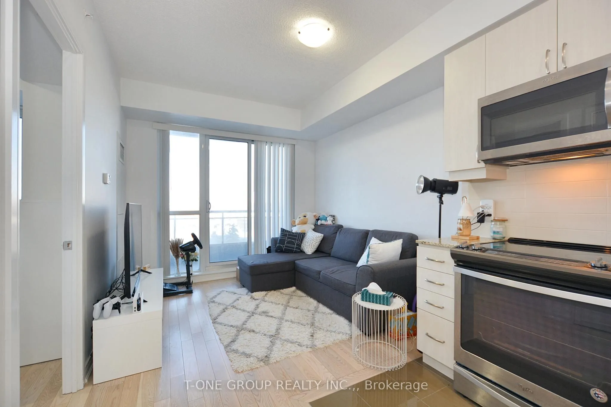9205 Yonge Street, #618NE