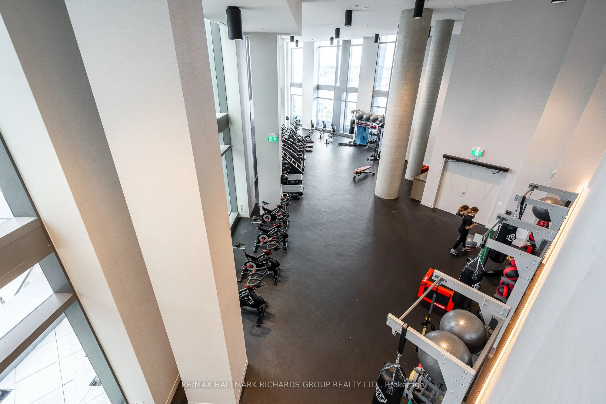 1000 Portage Parkway, #517