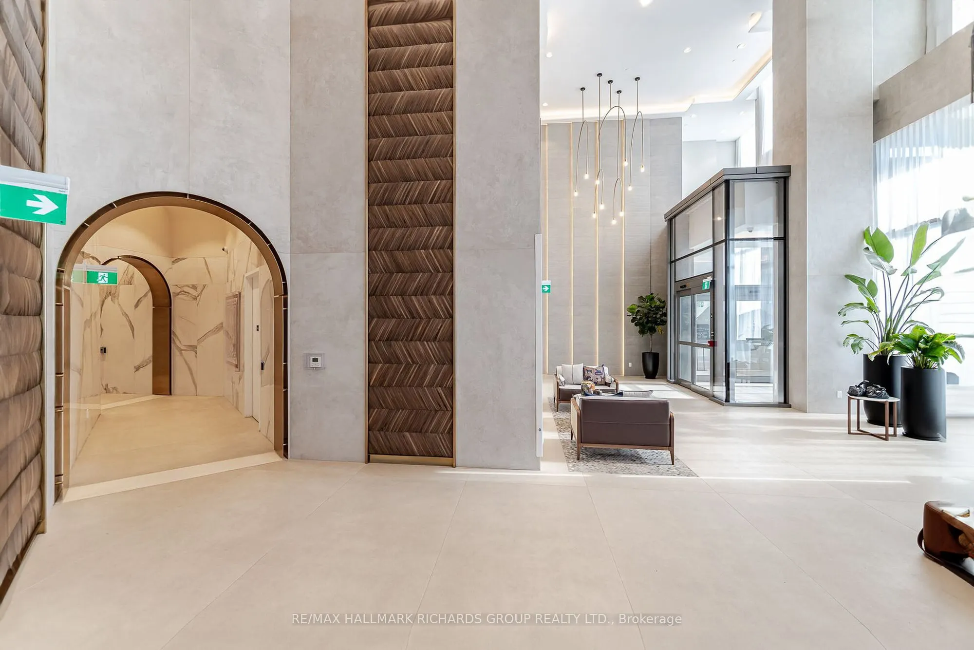 1000 Portage Parkway, #517