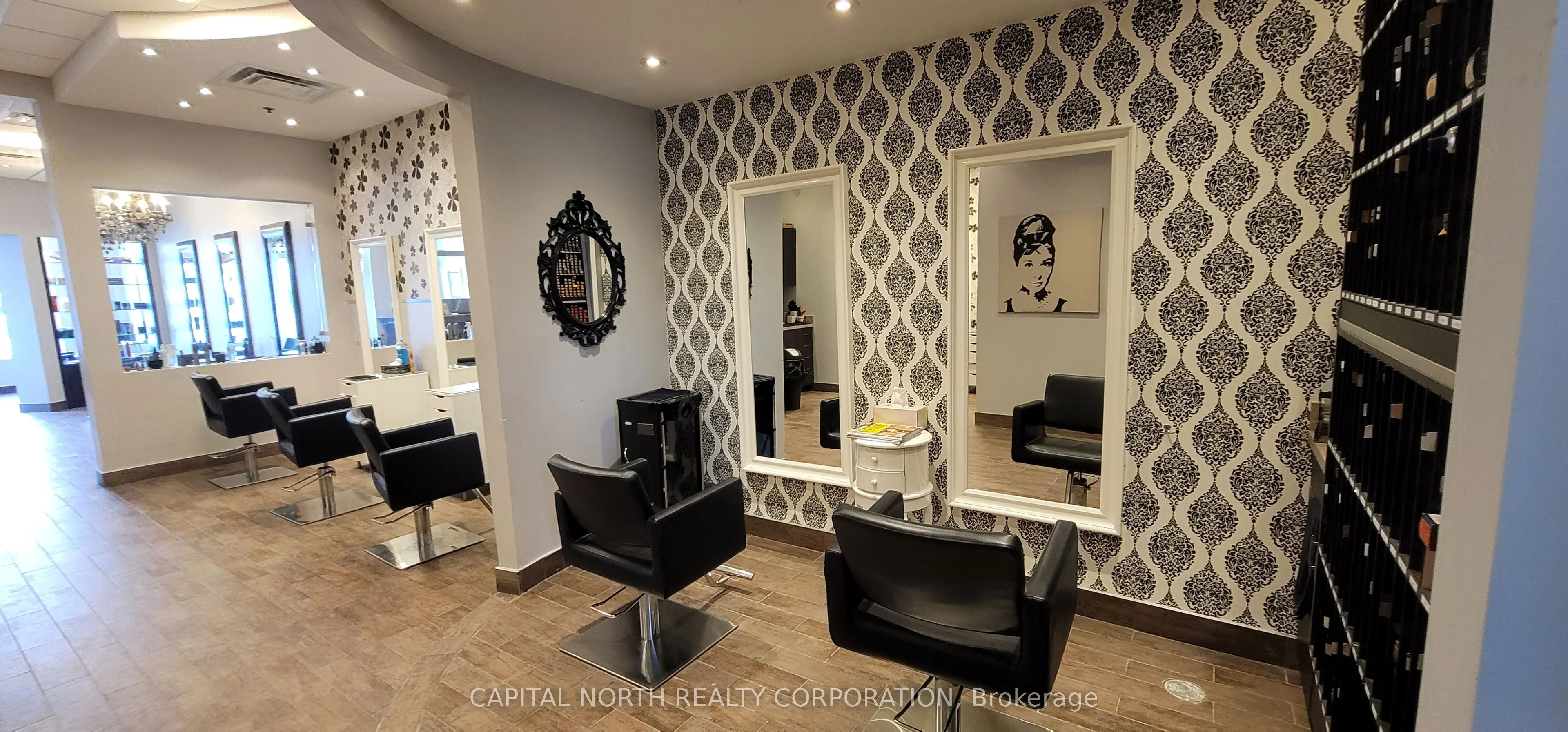 975 Major Mackenzie Drive, #Unit 3