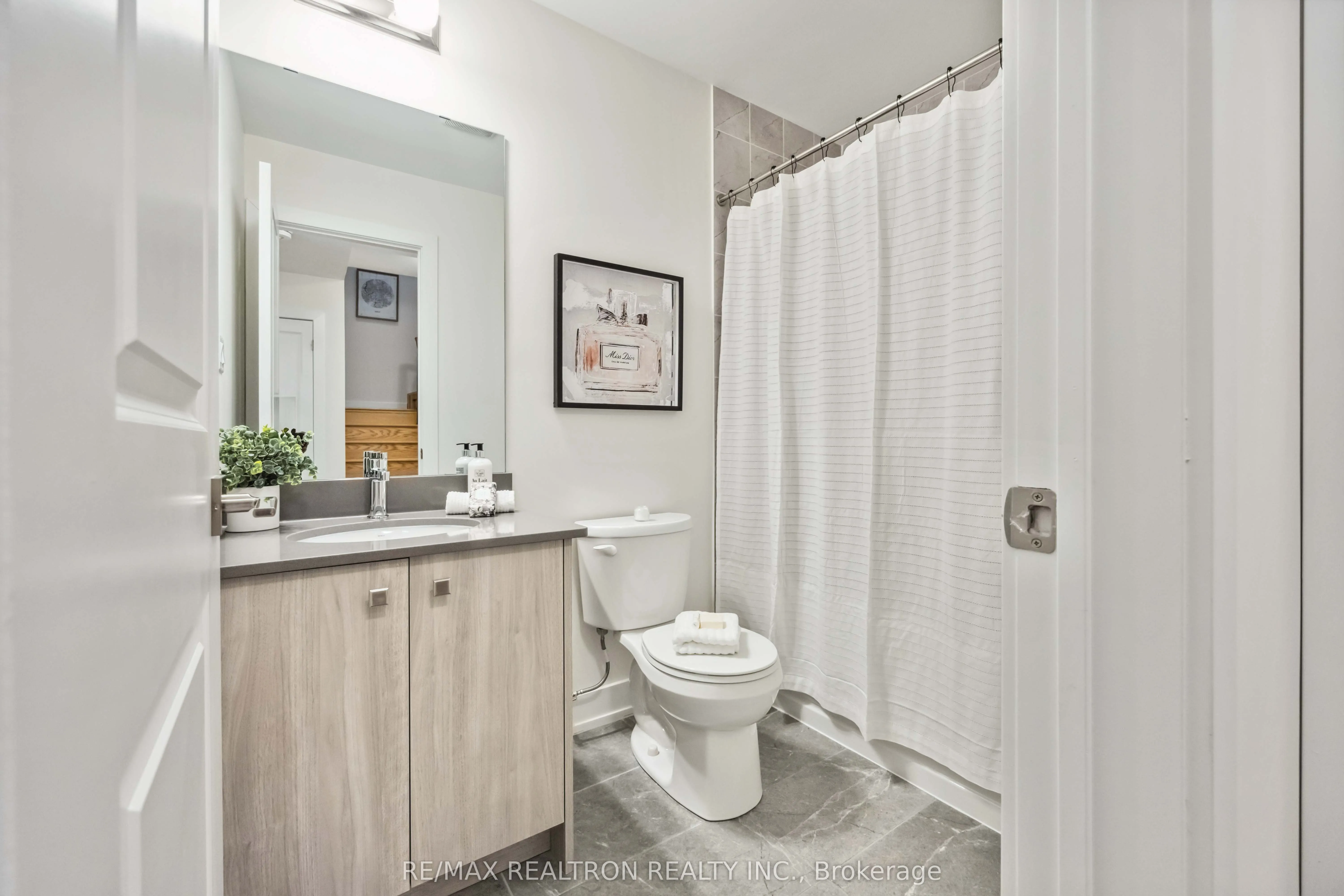 12860 Yonge Street W, #3