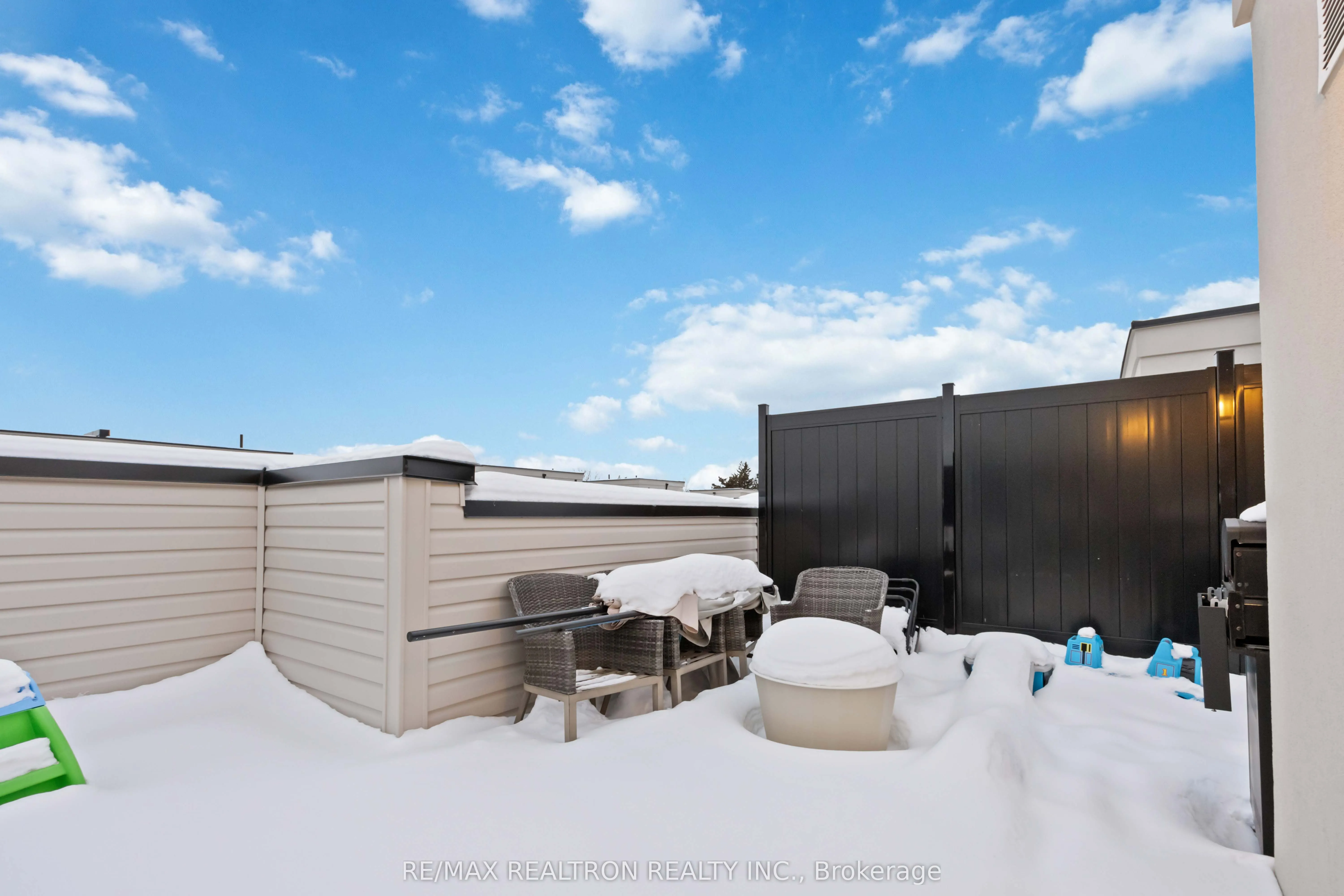 12860 Yonge Street W, #3