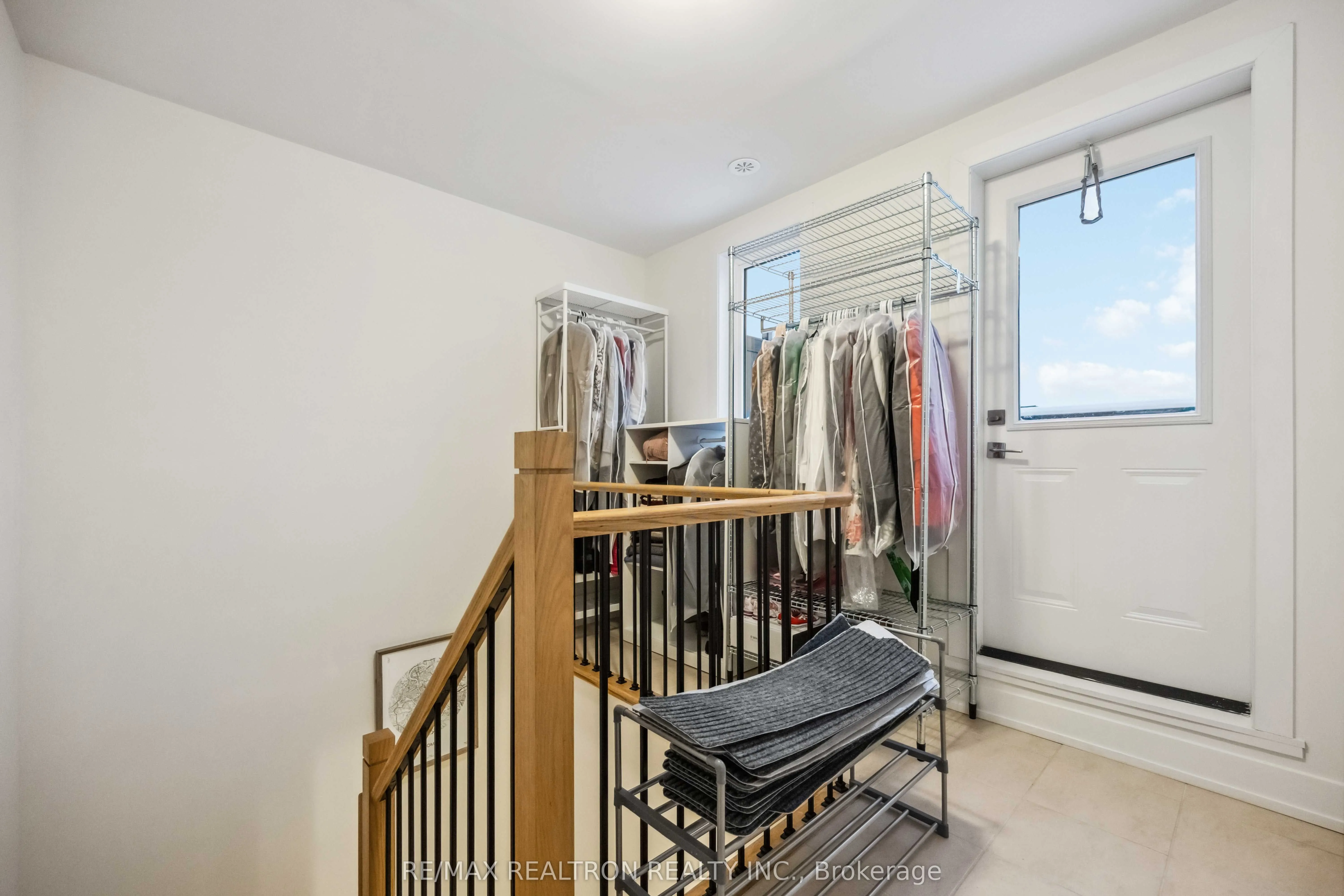 12860 Yonge Street W, #3