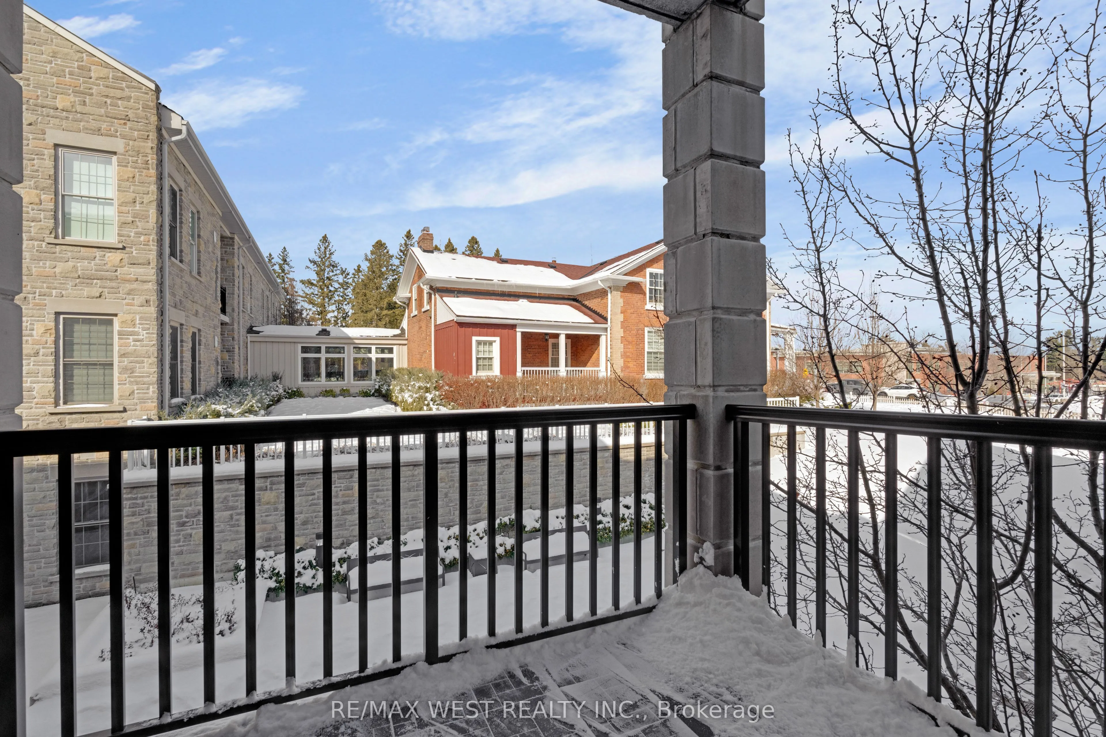 10360 Islington Avenue, #201