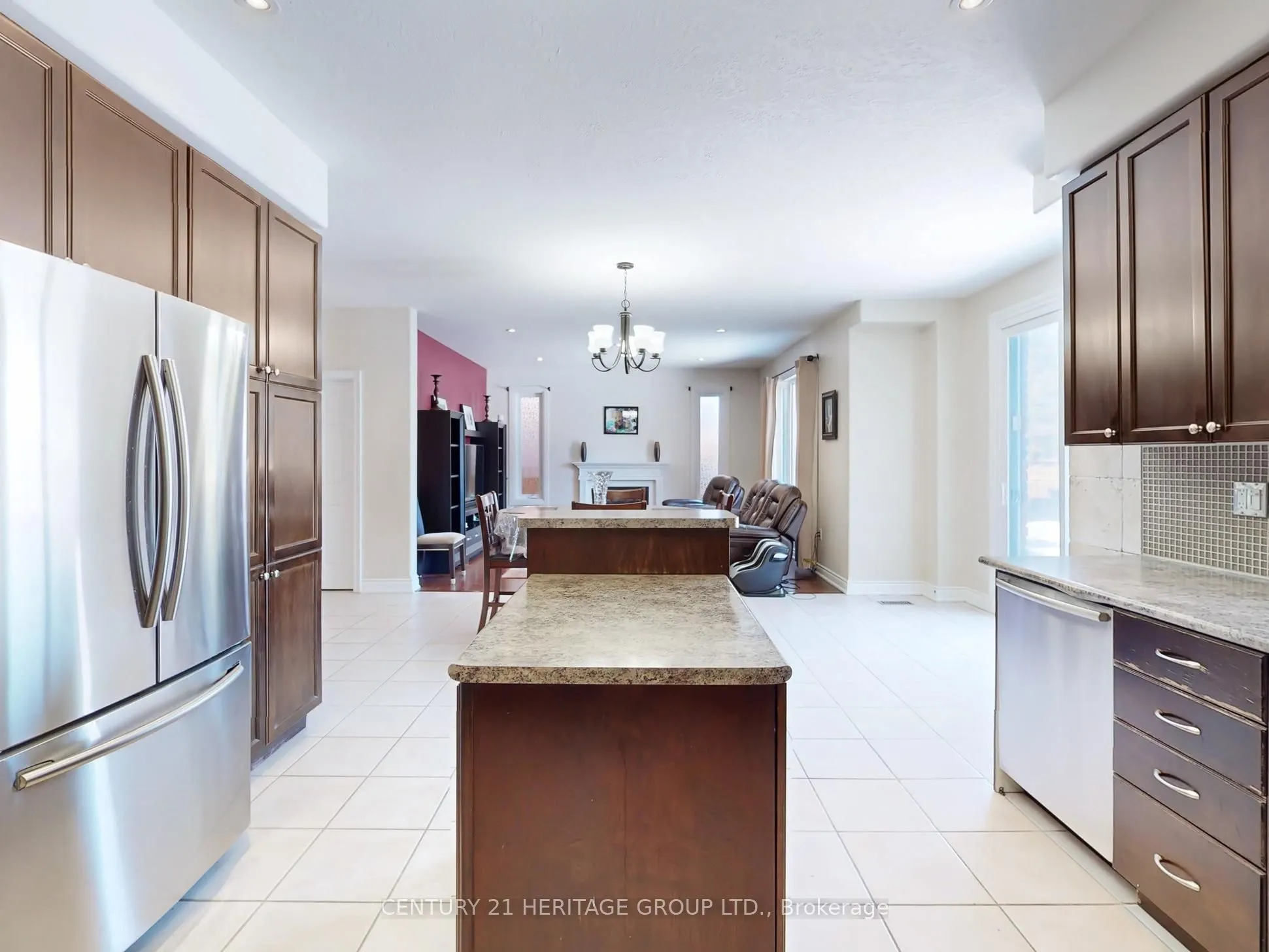 896 Booth Avenue