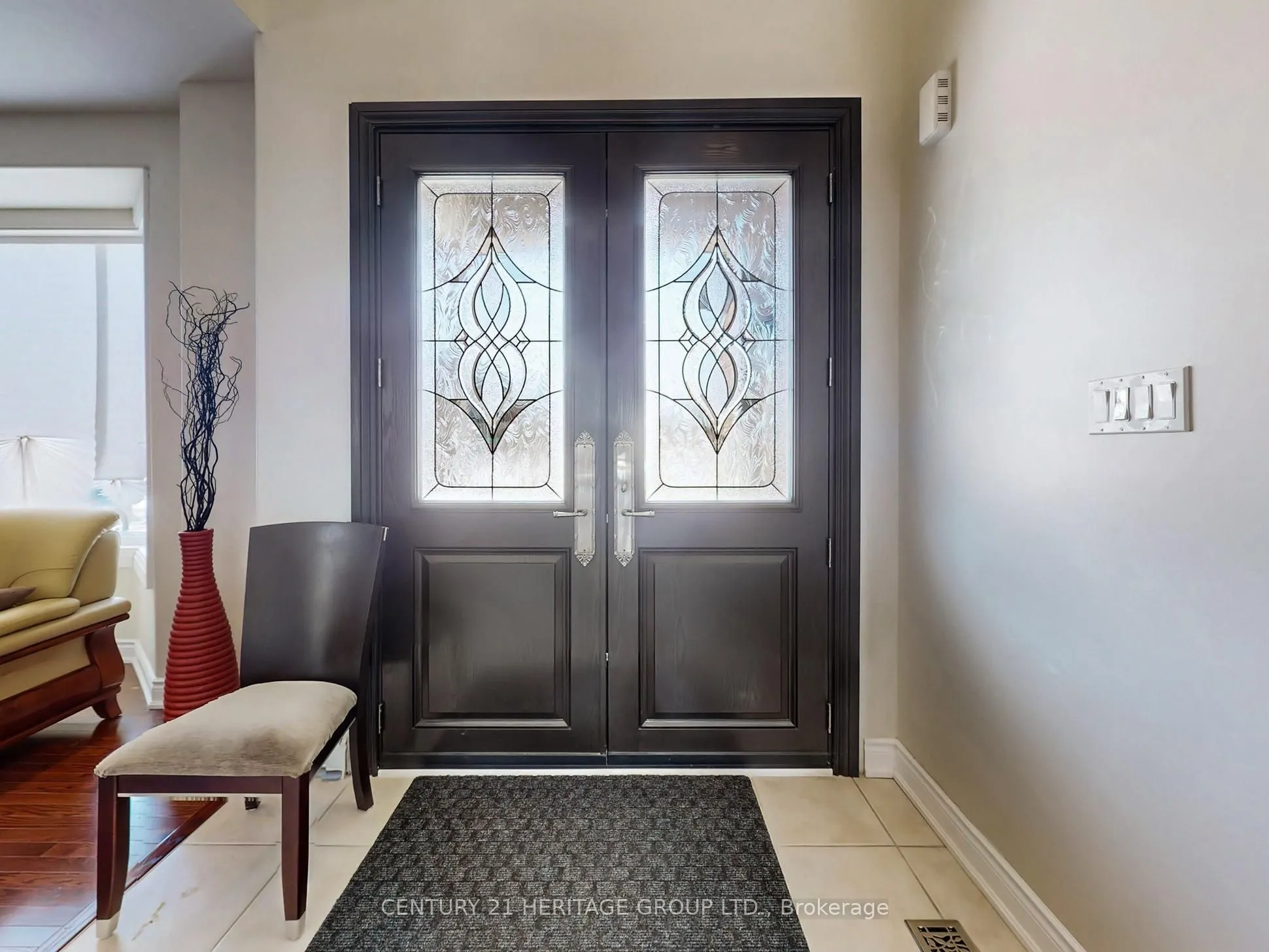 896 Booth Avenue