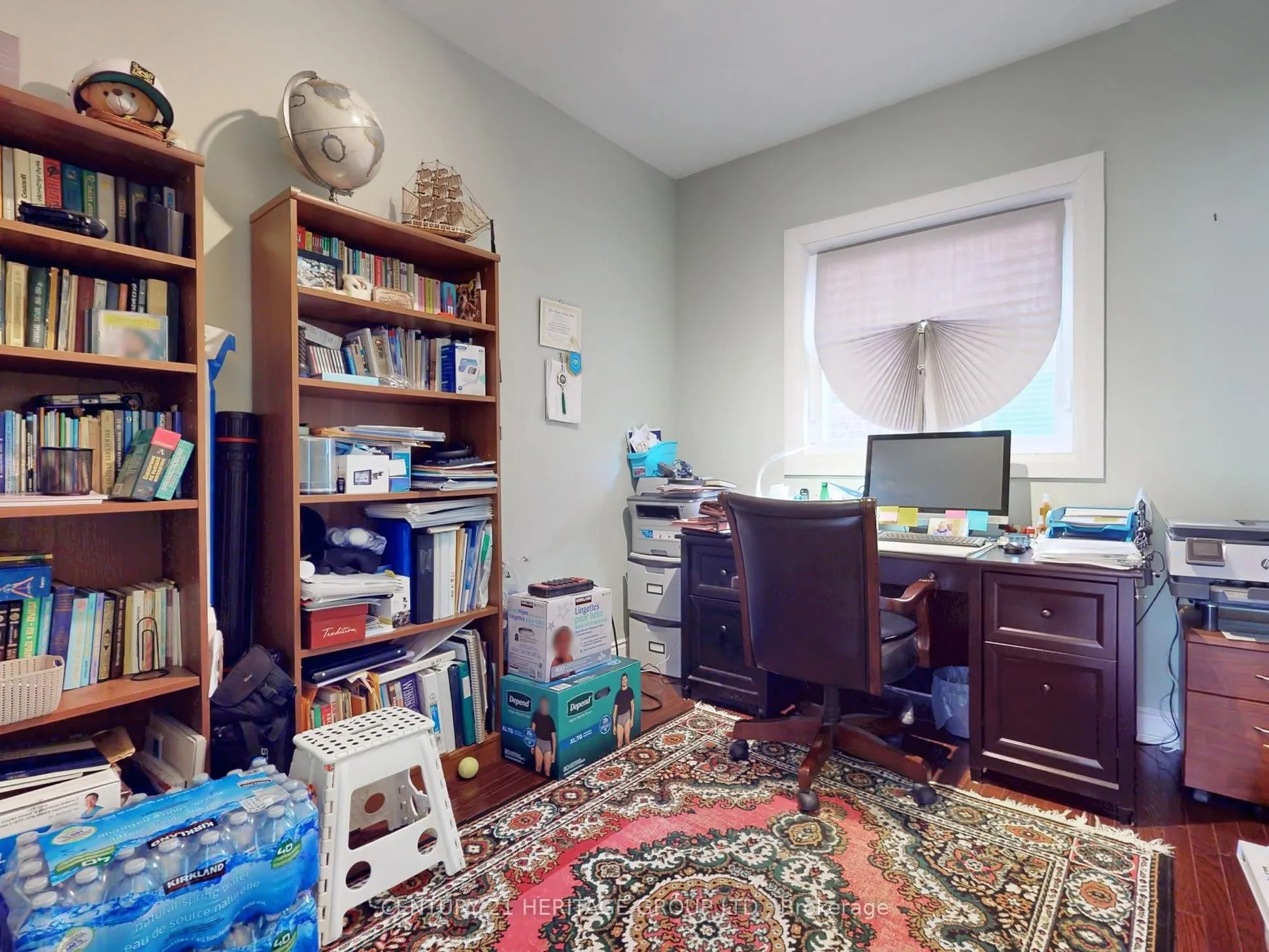 896 Booth Avenue