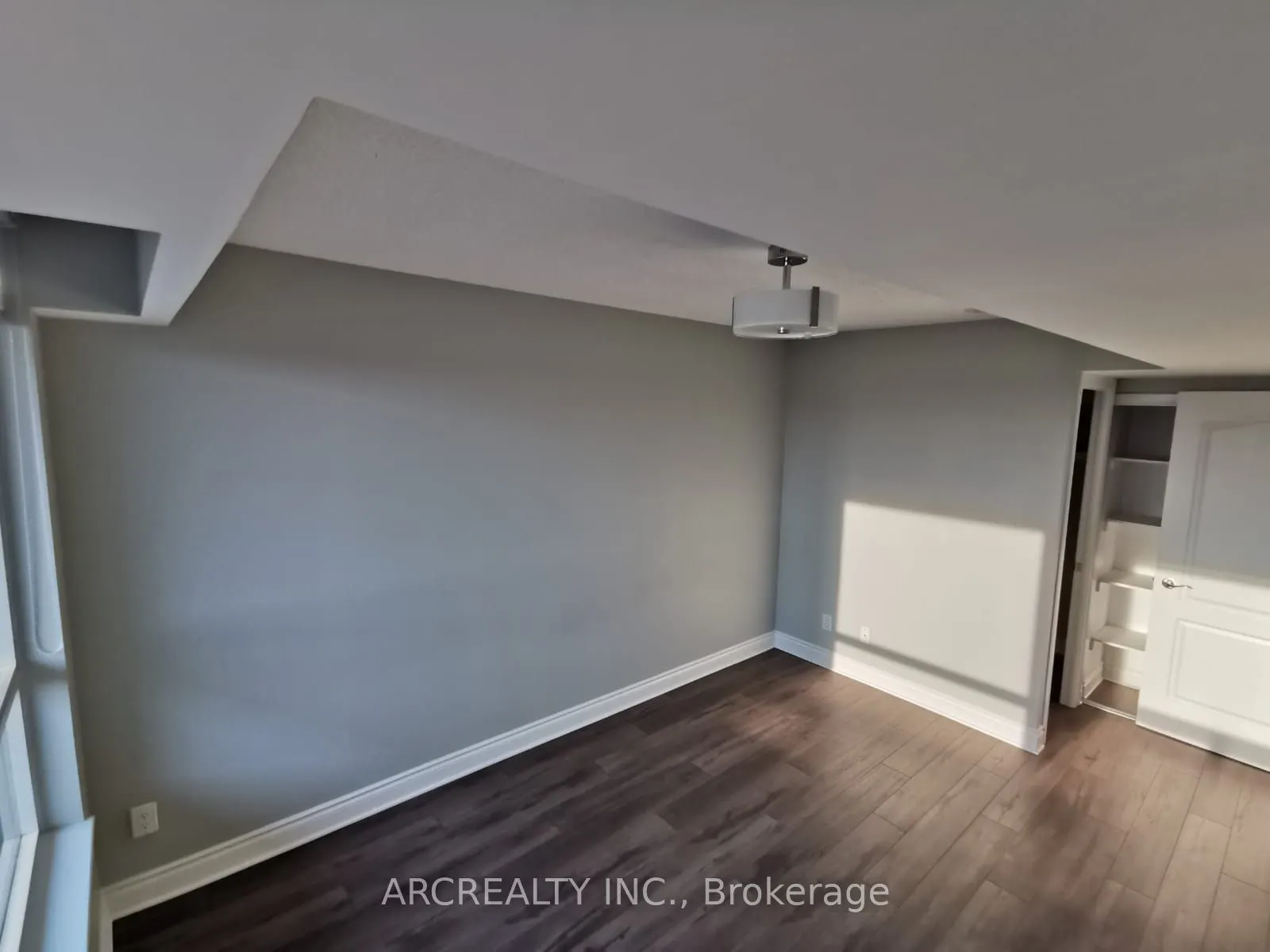 60 Disera Drive, #308
